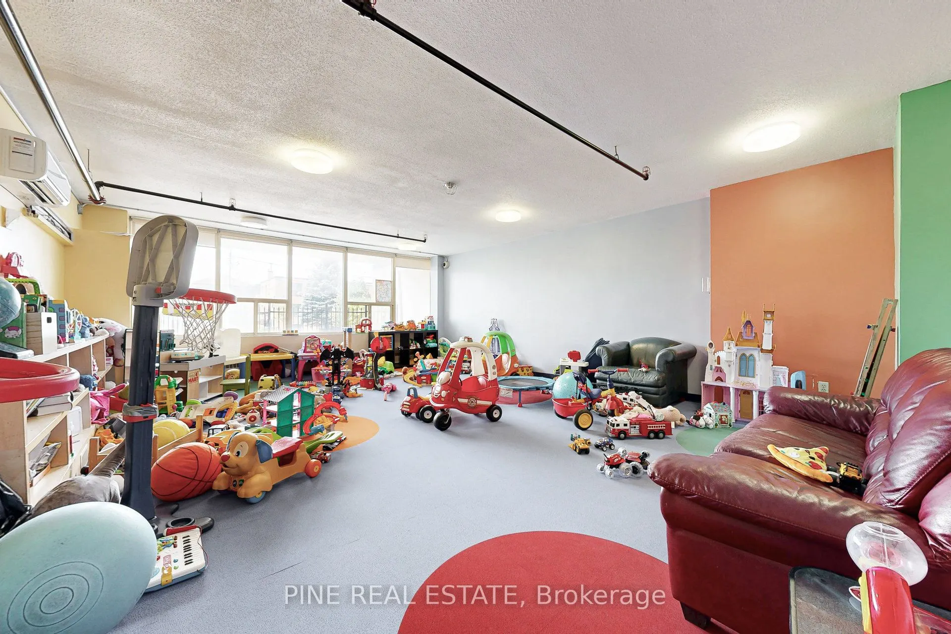 155 Marlee Avenue, #2307