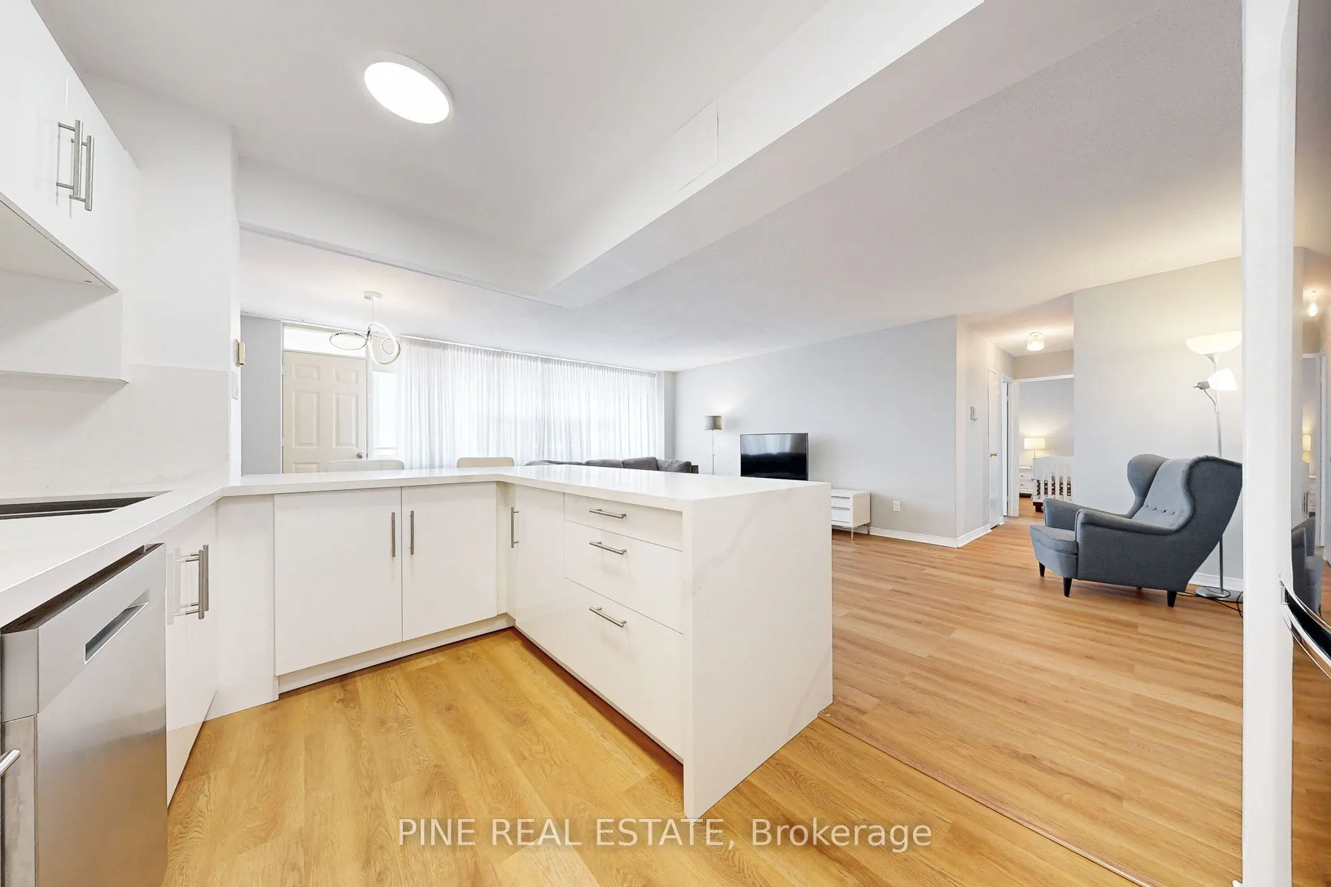 155 Marlee Avenue, #2307