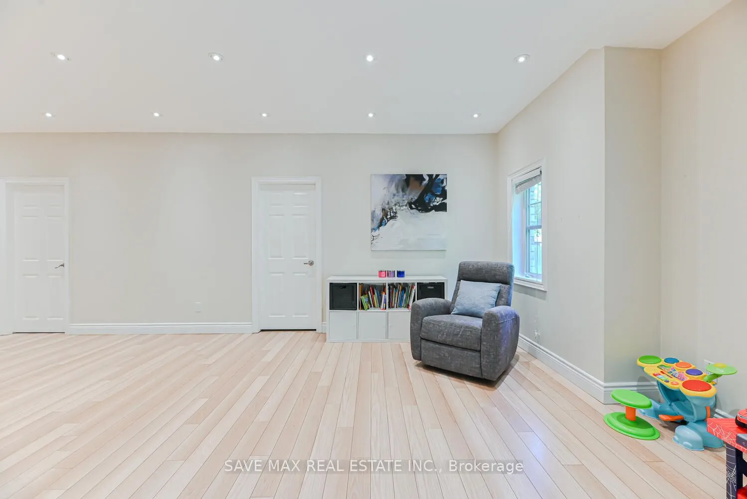 11 Haywood Drive