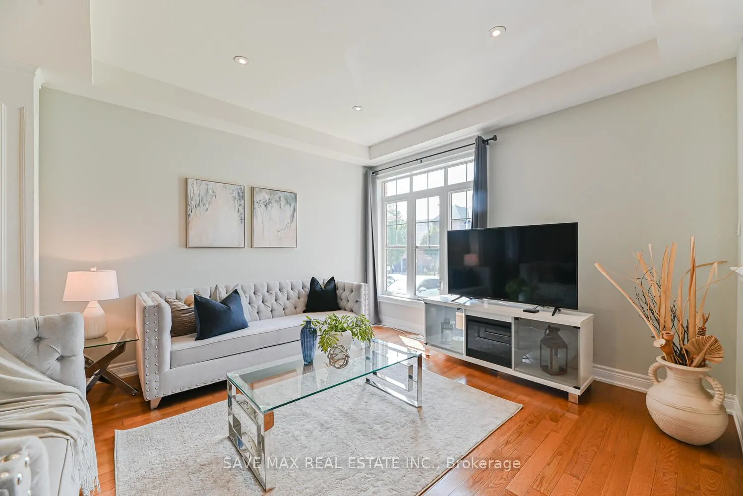 11 Haywood Drive