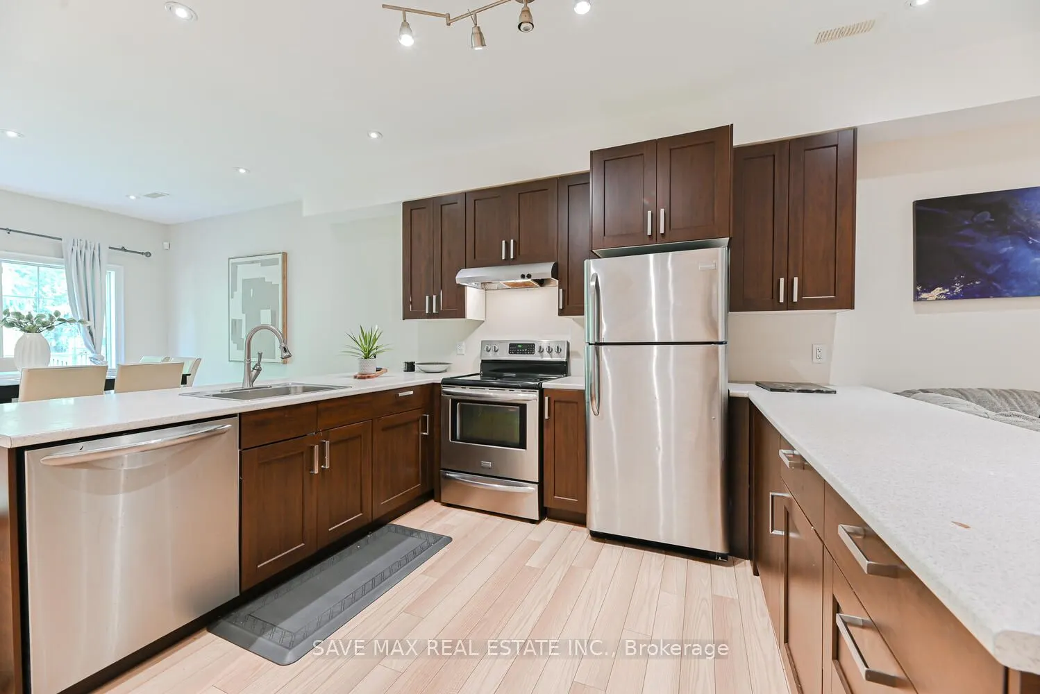11 Haywood Drive