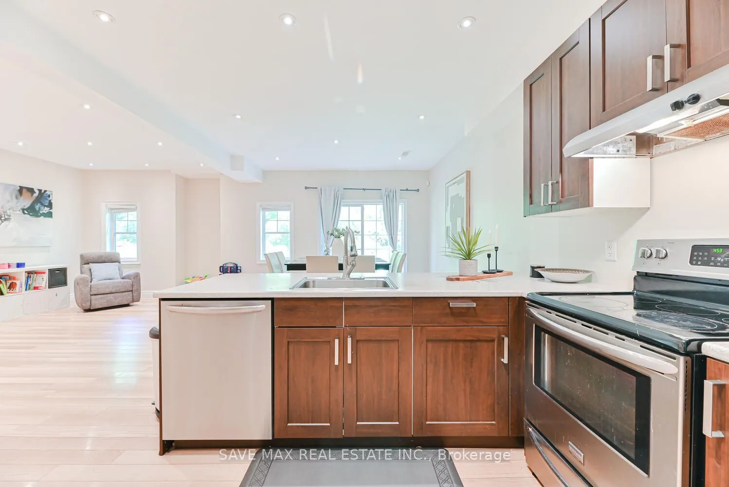 11 Haywood Drive