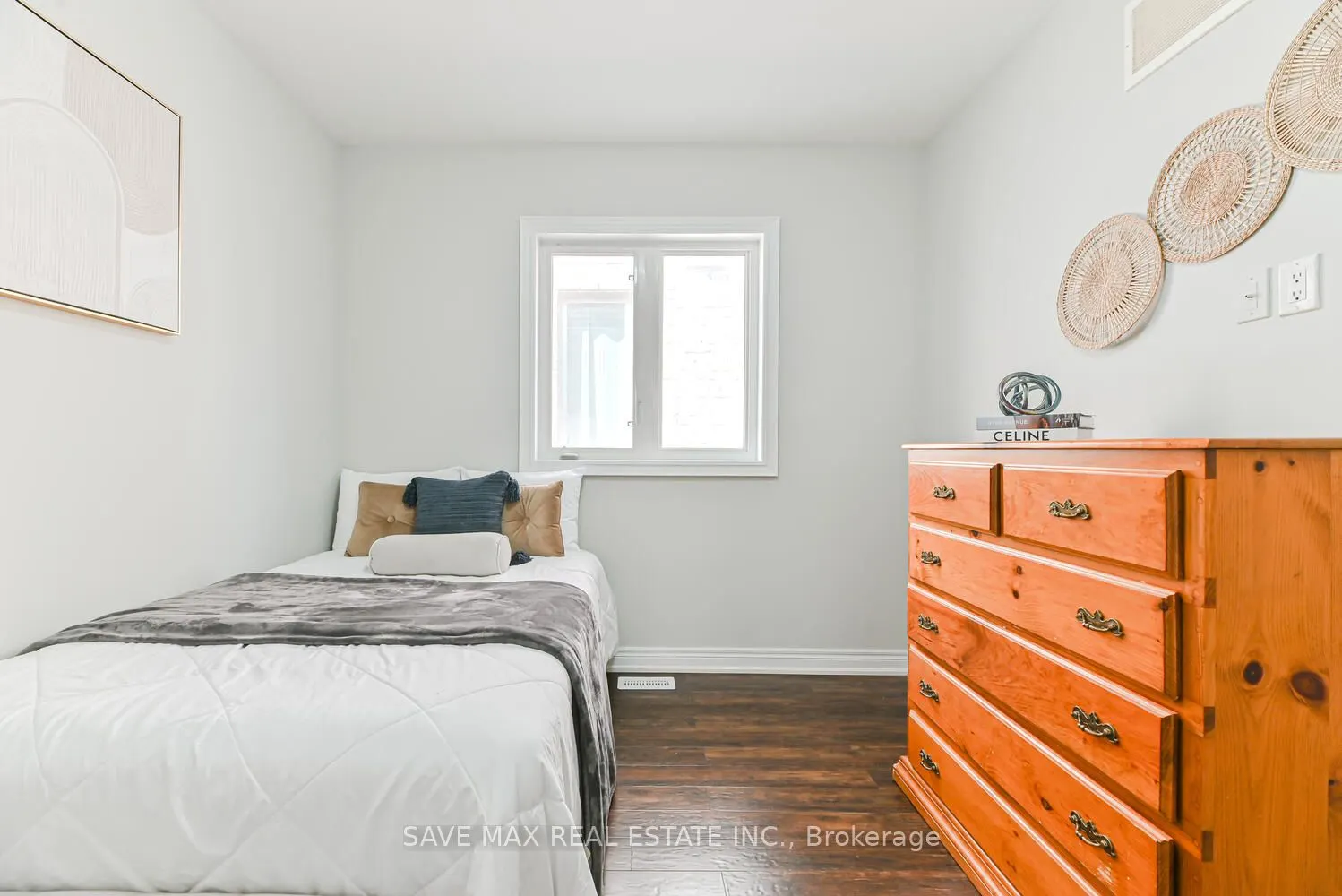 11 Haywood Drive