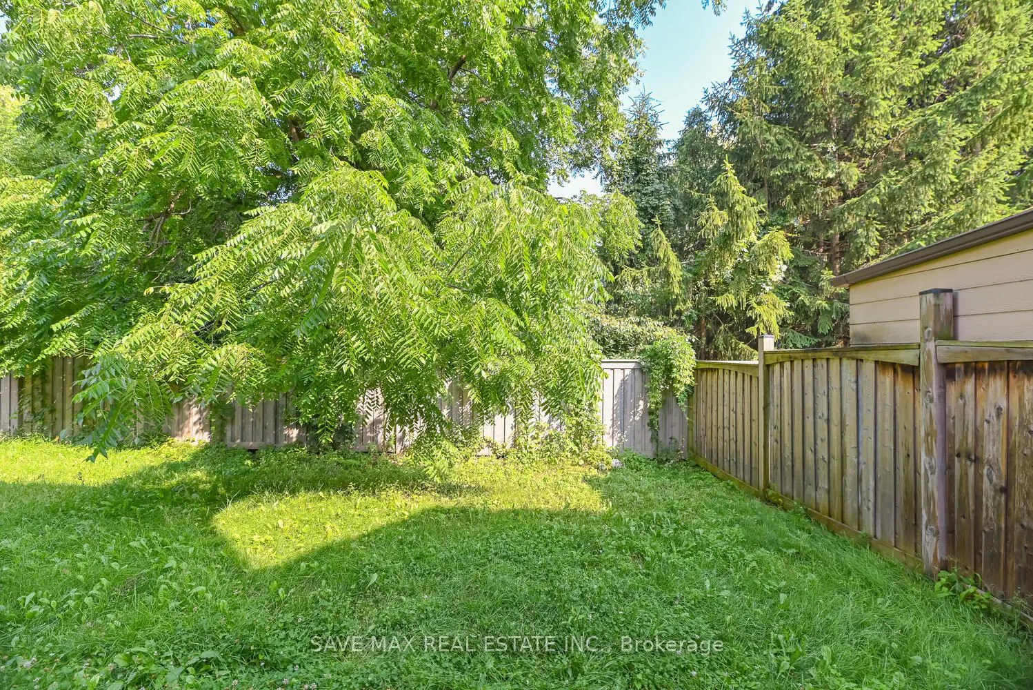 11 Haywood Drive