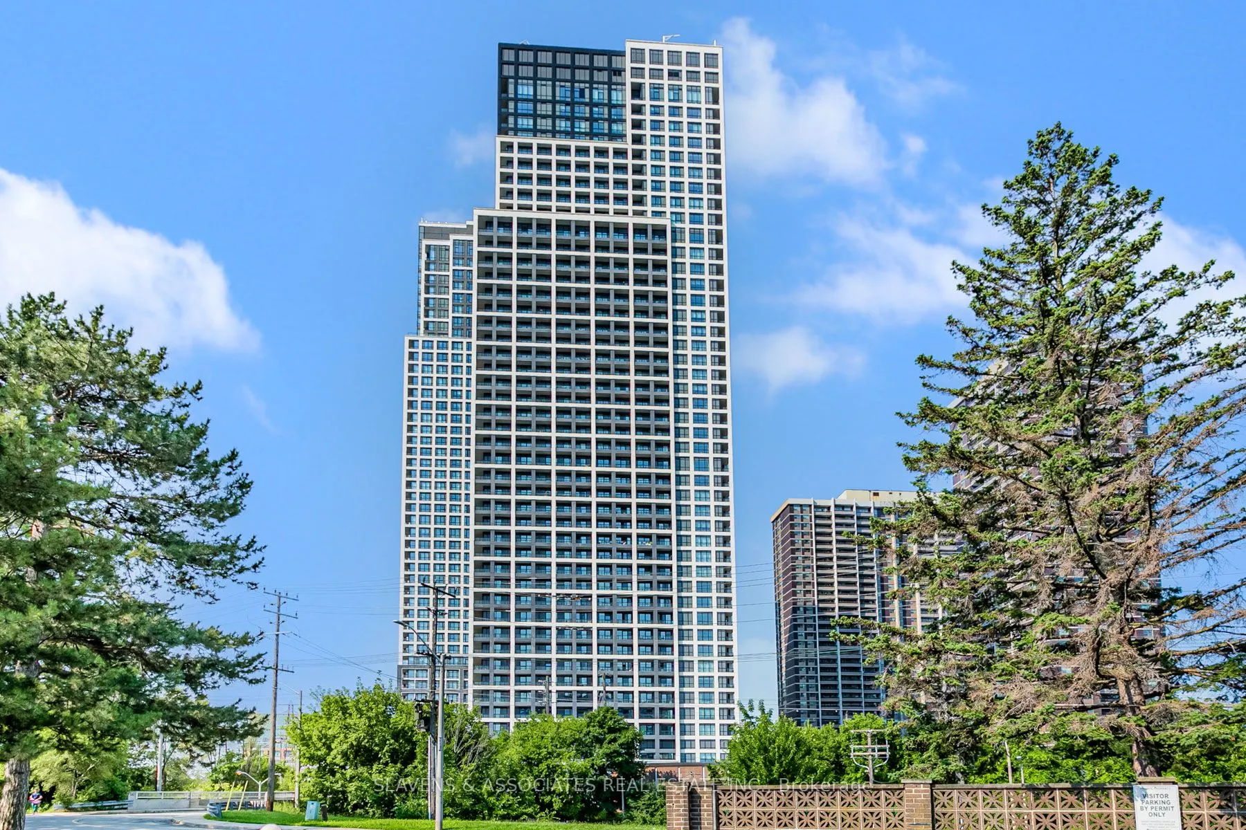5 Mabelle Avenue, #2633