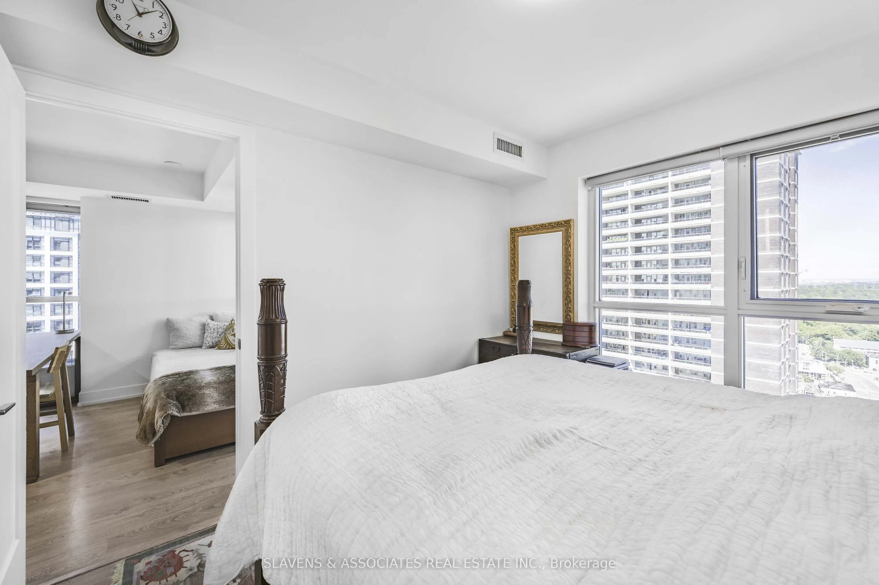 5 Mabelle Avenue, #2633