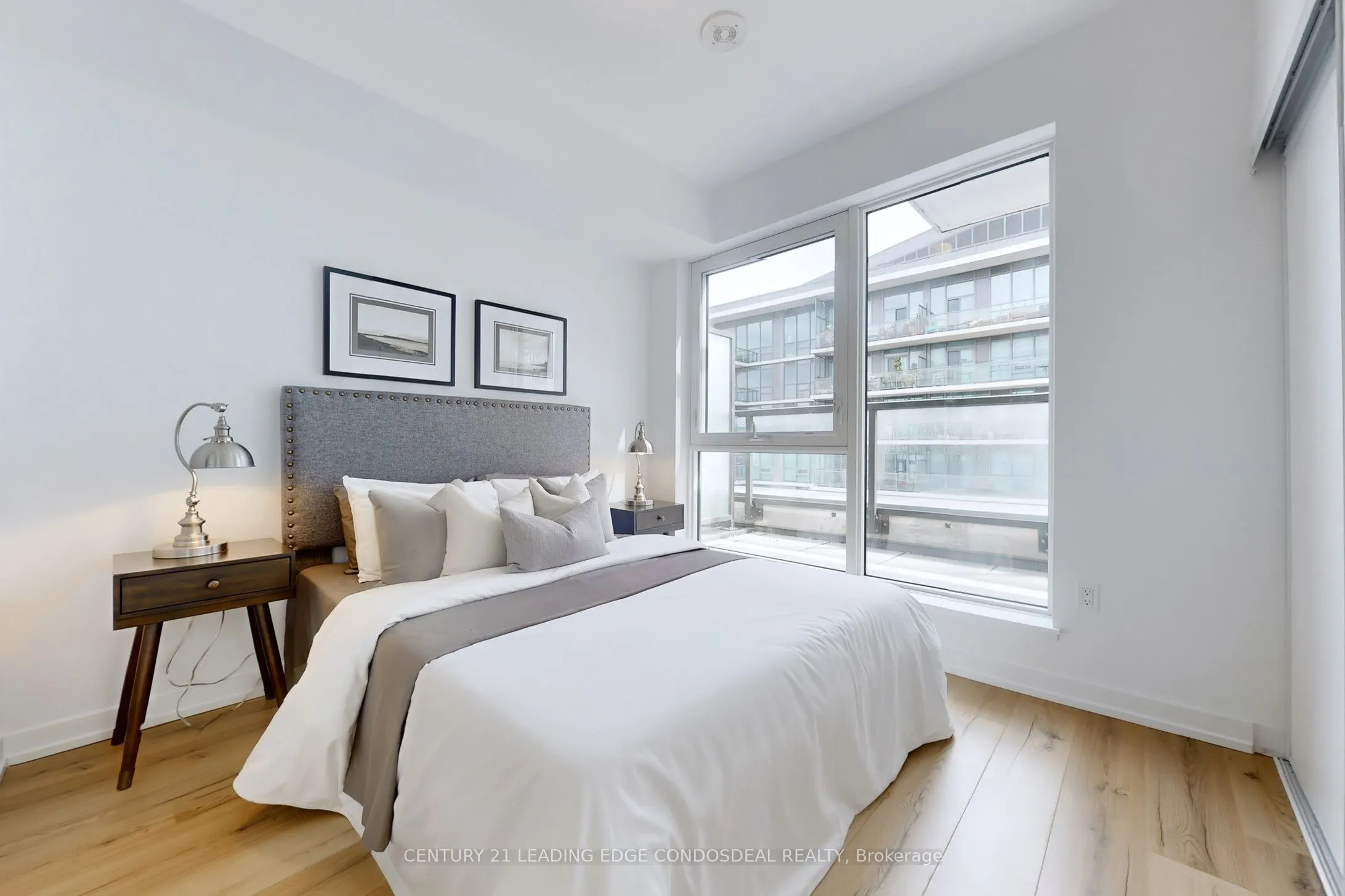 1195 The Queensway Street, #907