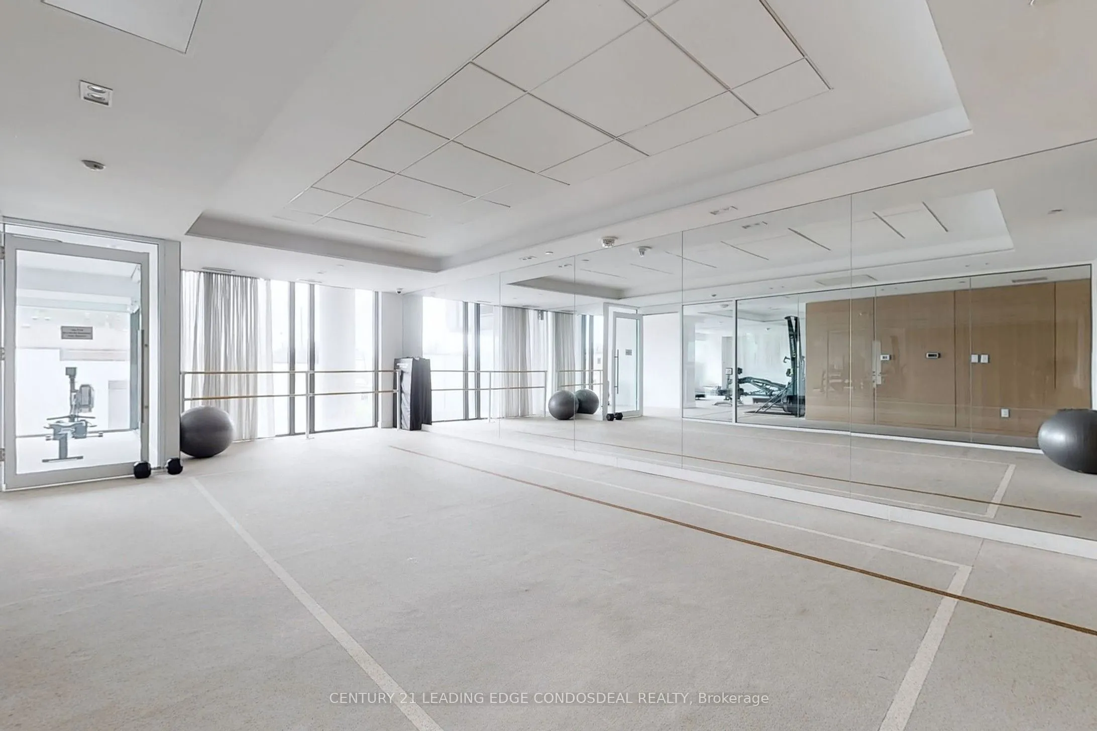 1195 The Queensway Street, #907