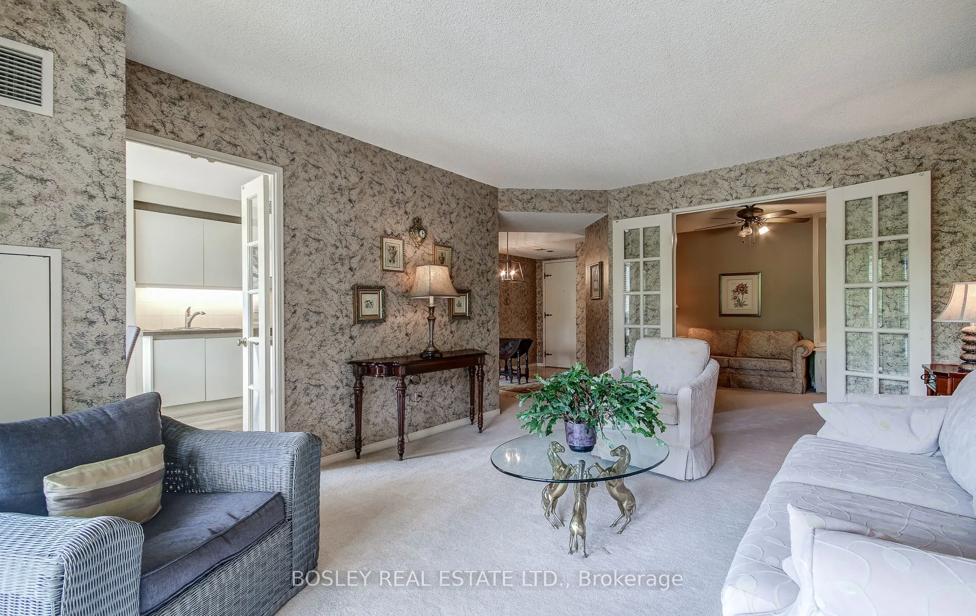 1800 The Collegeway, #210