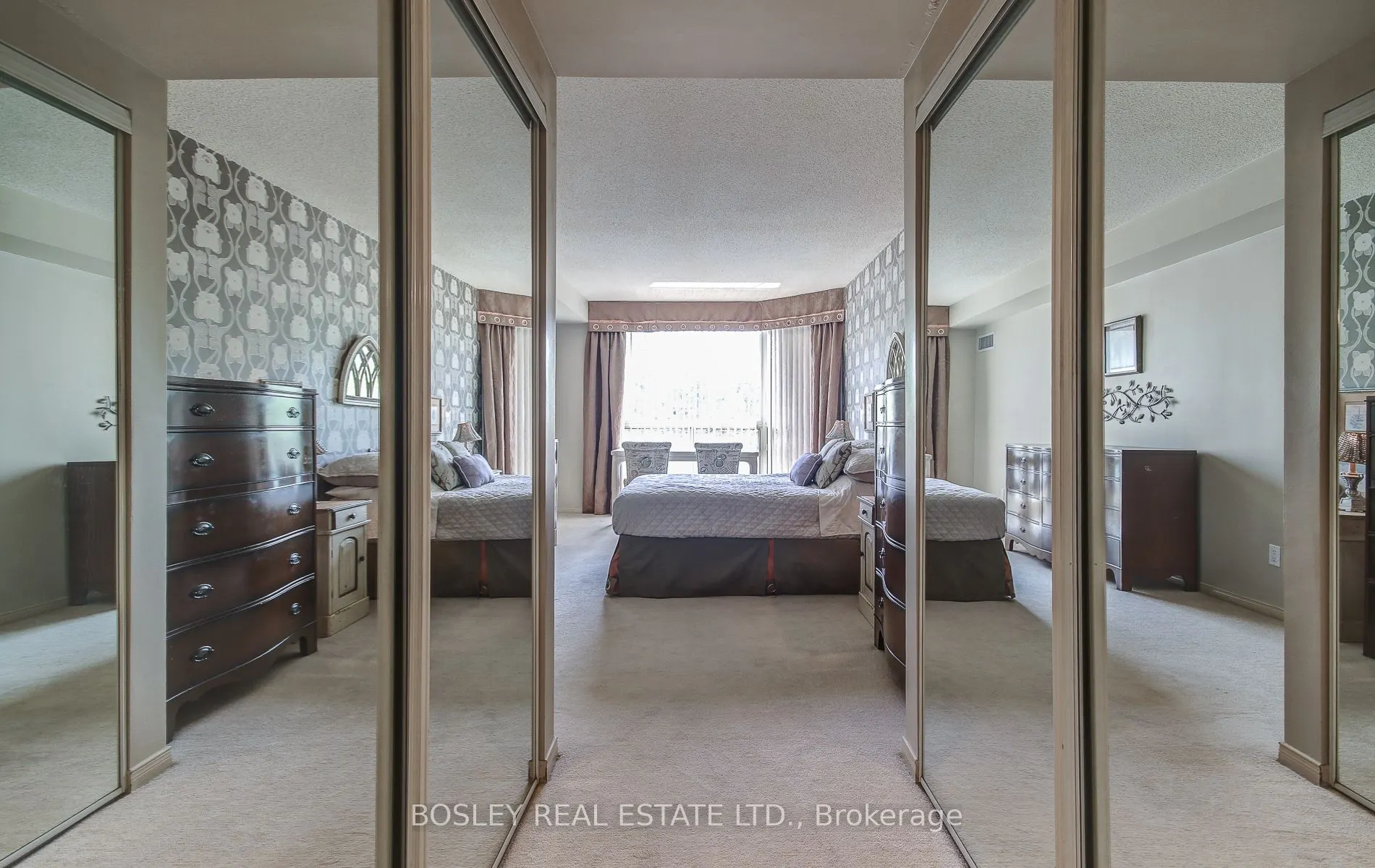 1800 The Collegeway, #210