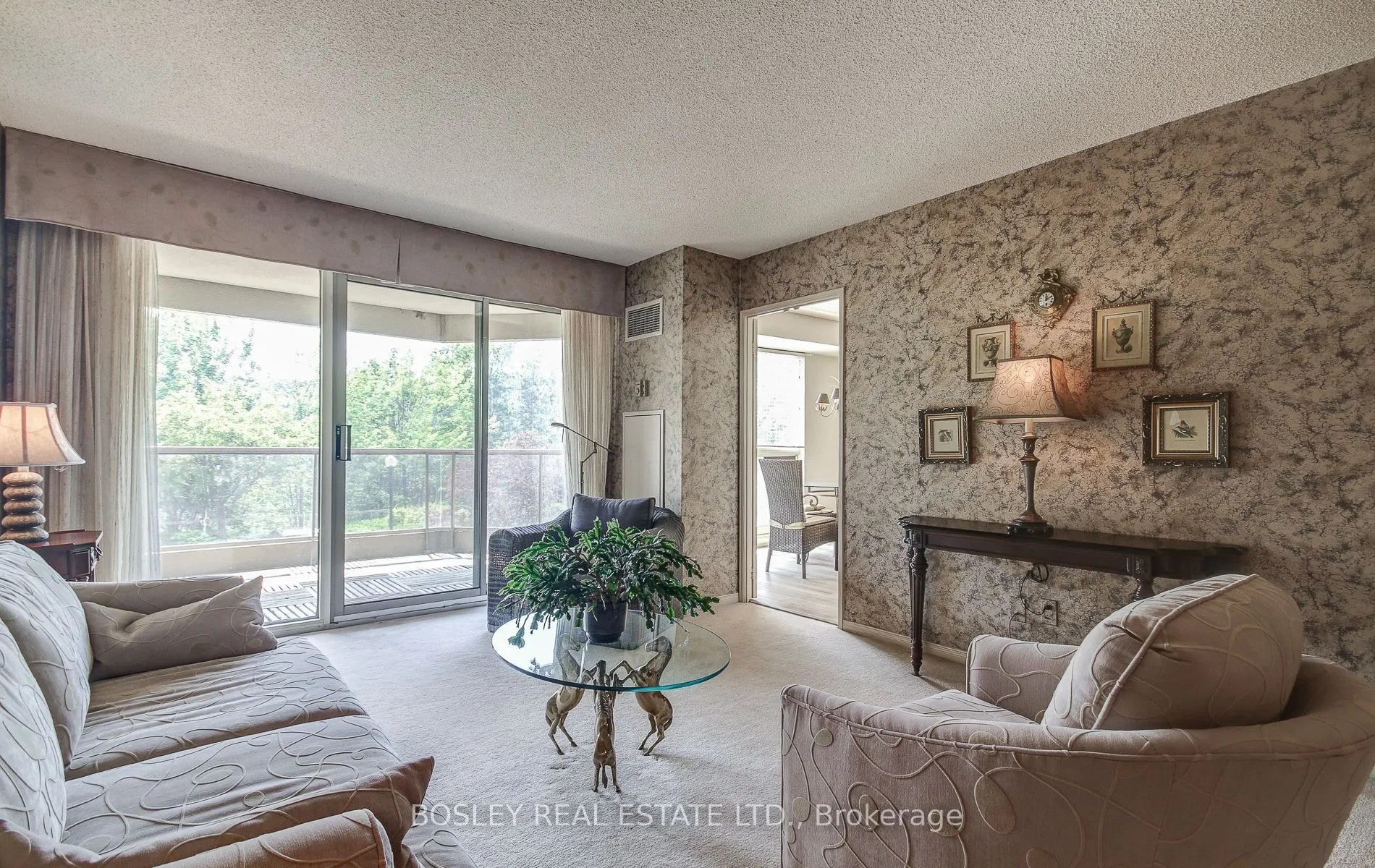 1800 The Collegeway, #210