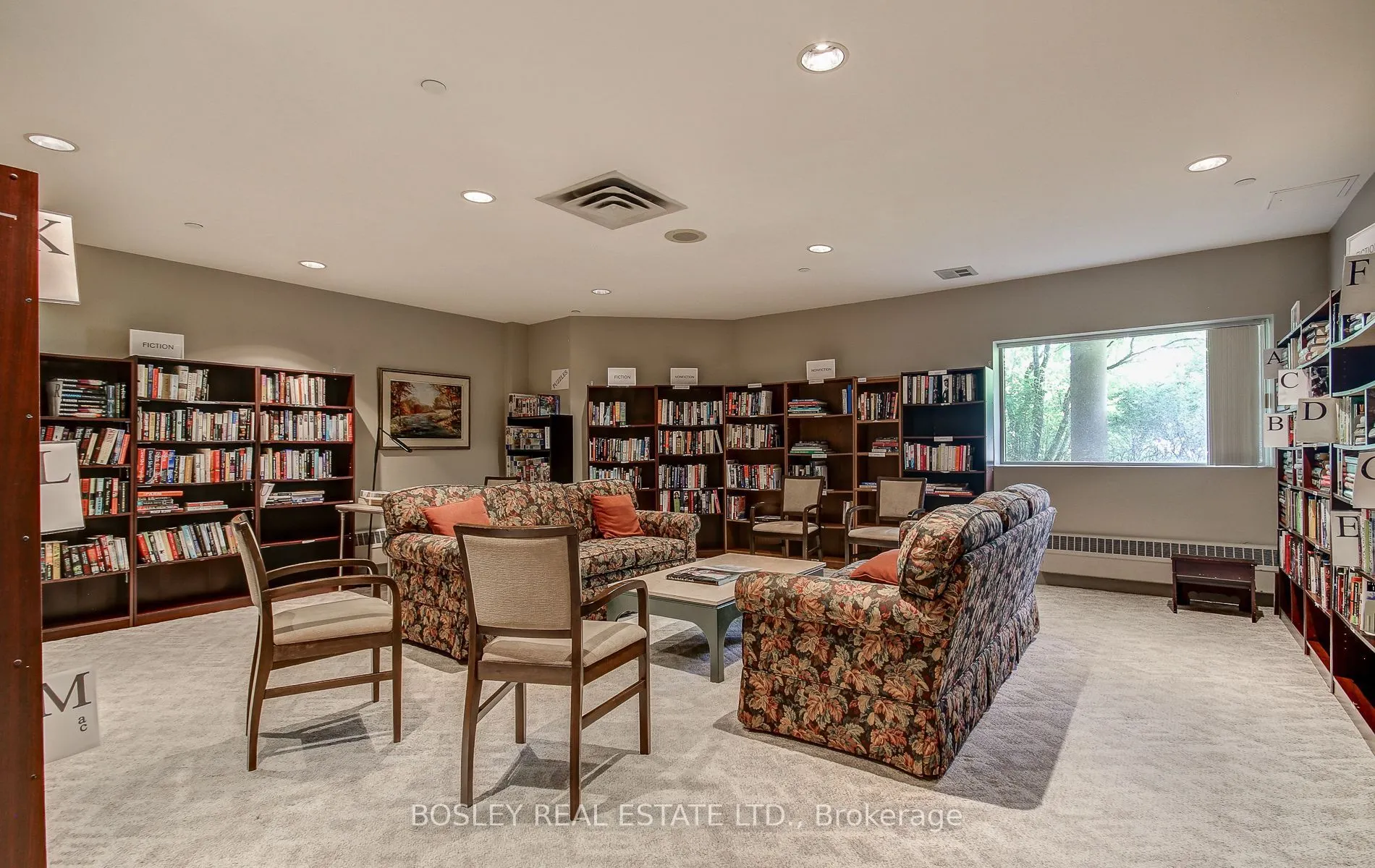 1800 The Collegeway, #210