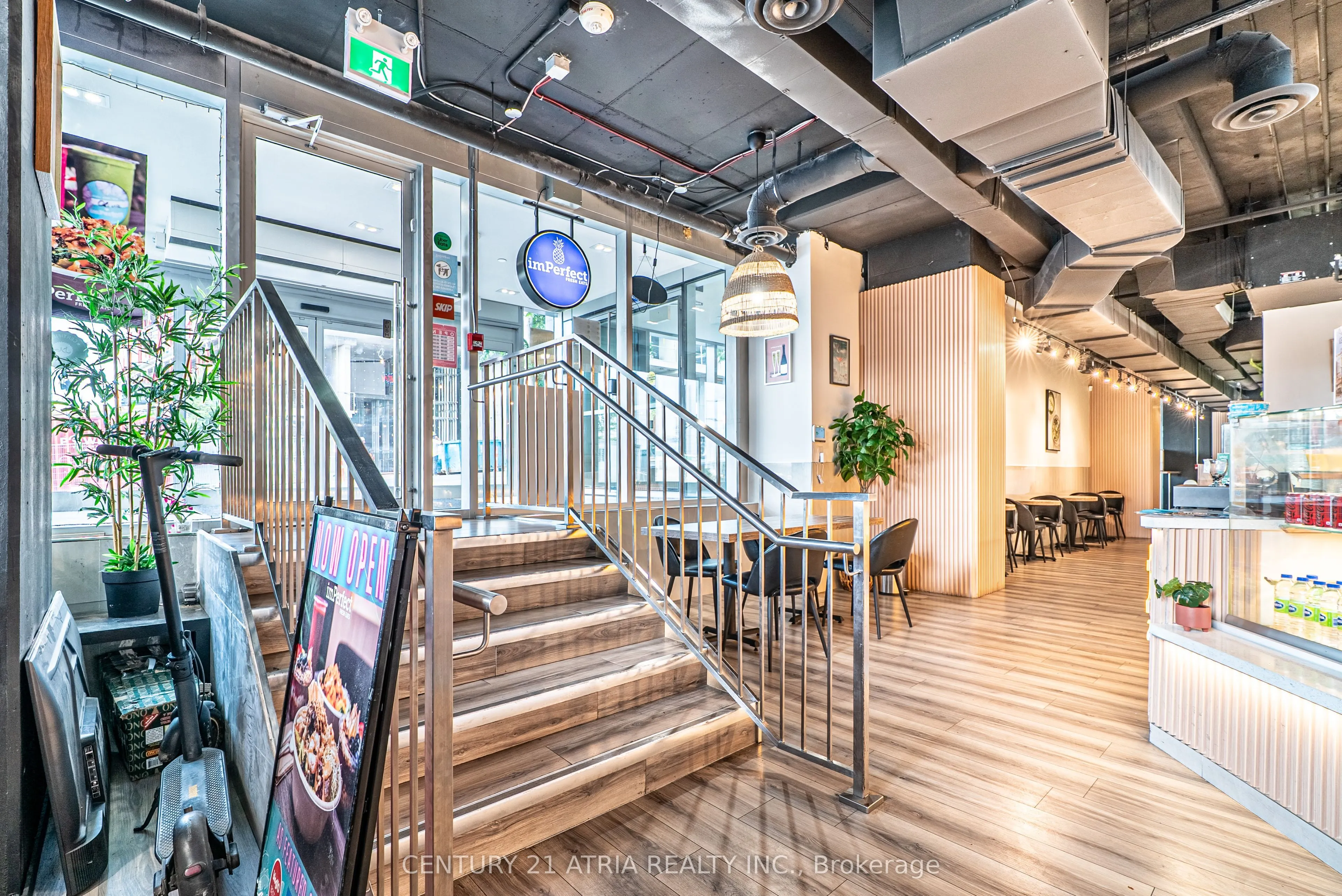 5245 Dundas Street W, #3