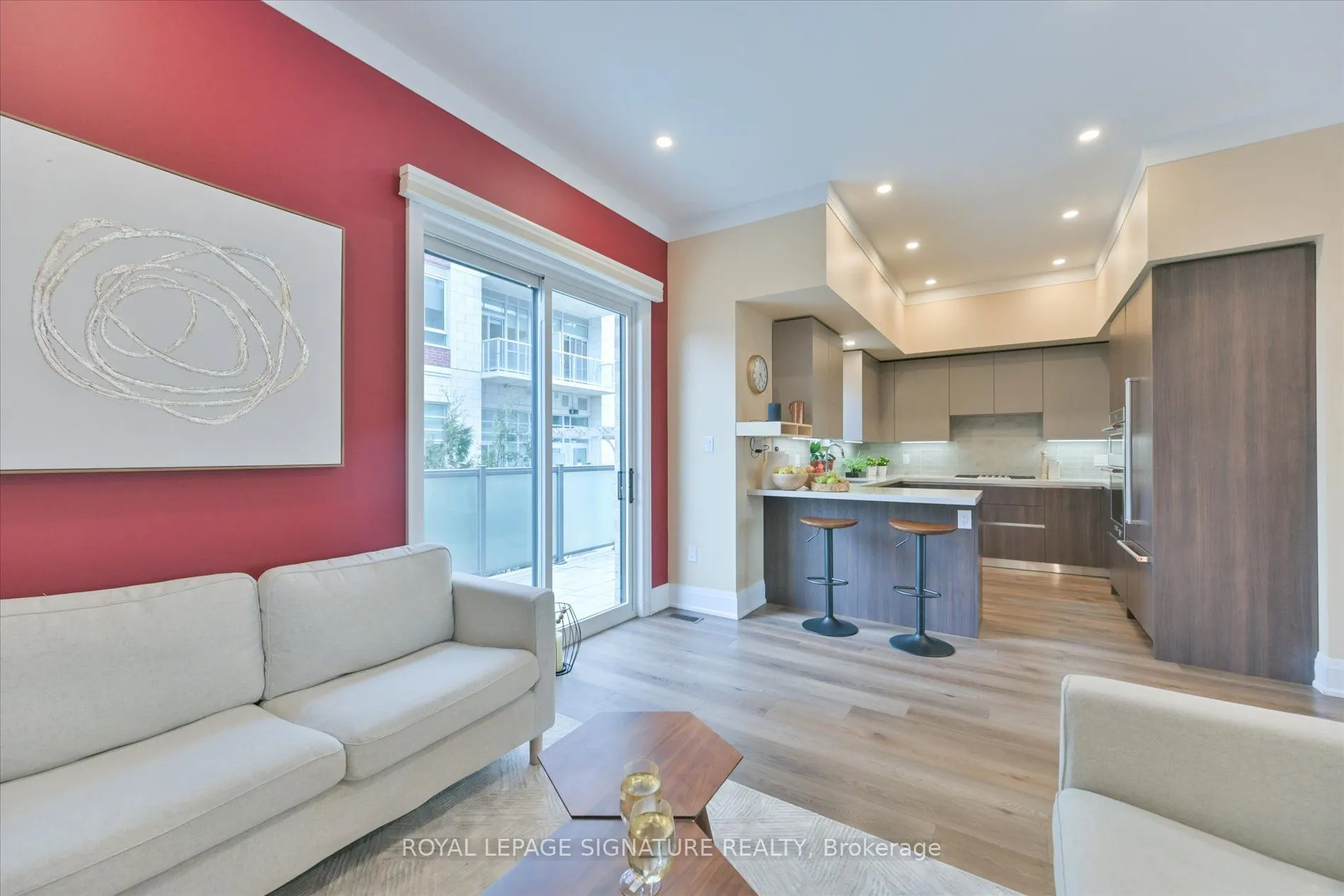 115 High Street W, #1