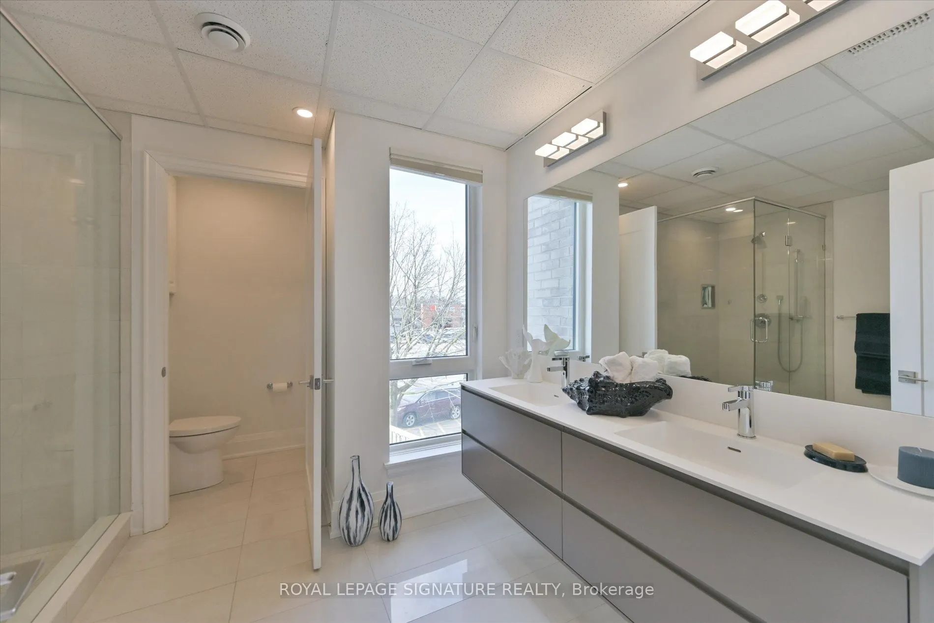 115 High Street W, #1