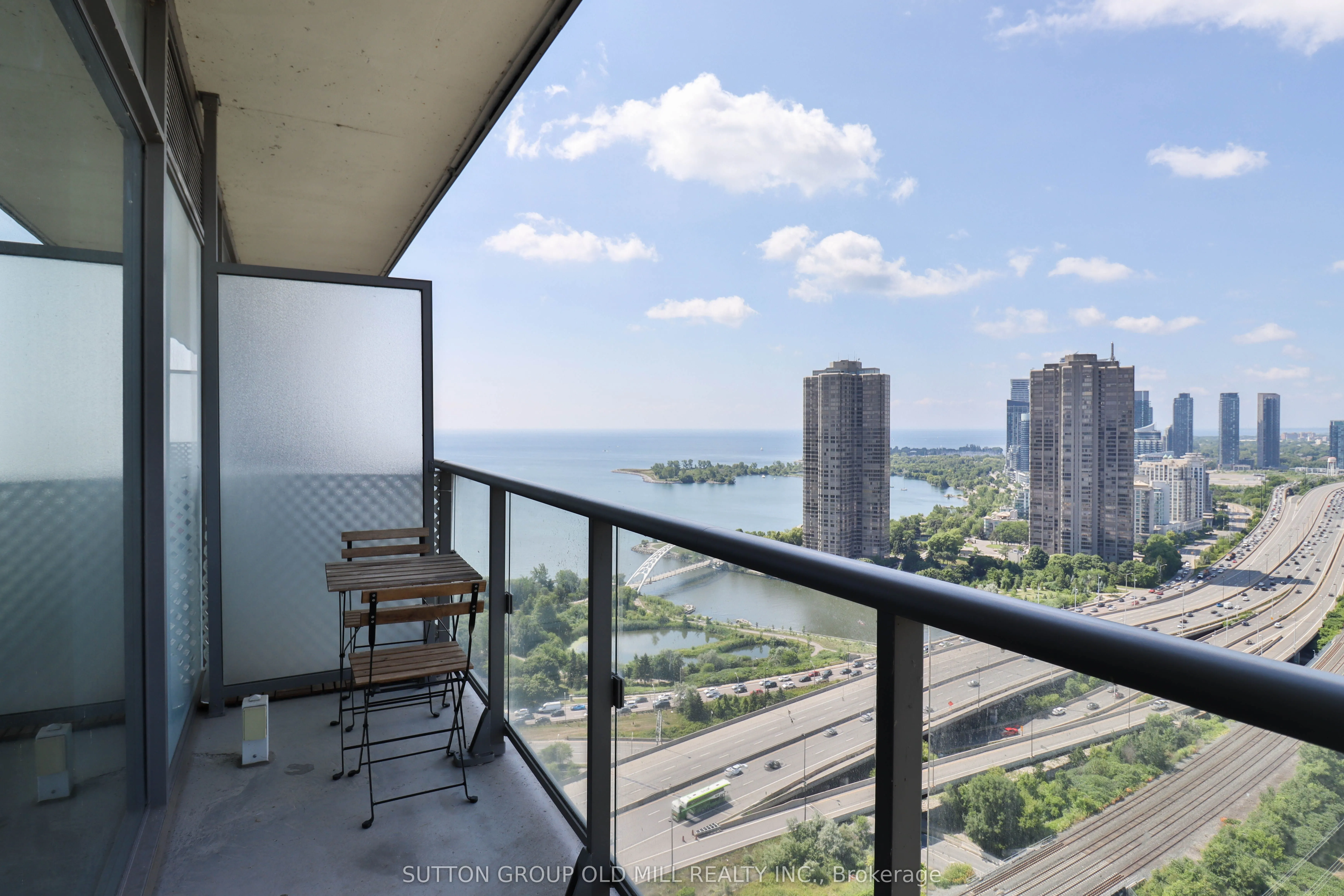 105 The Queensway, #3106