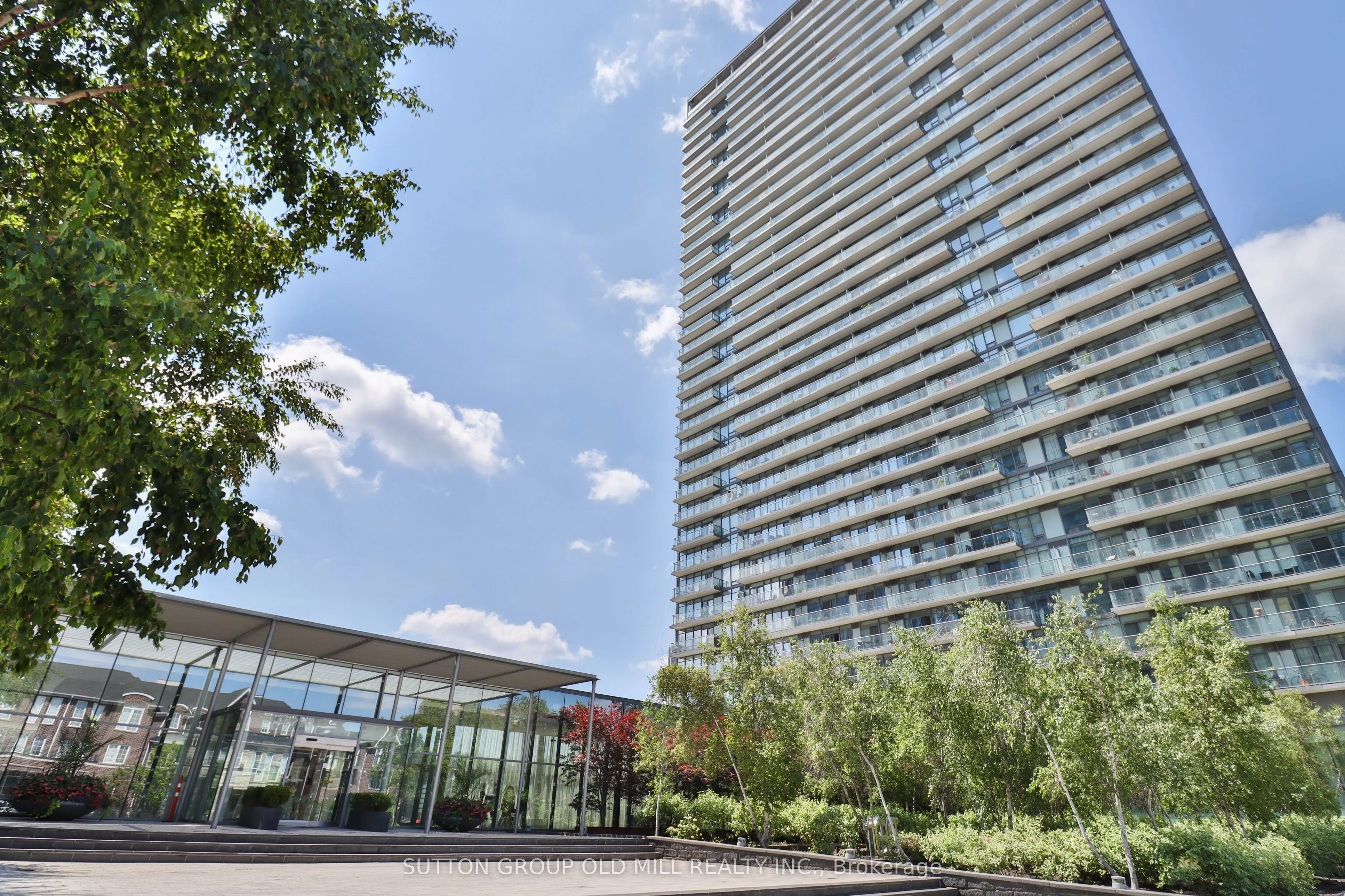 105 The Queensway, #3106