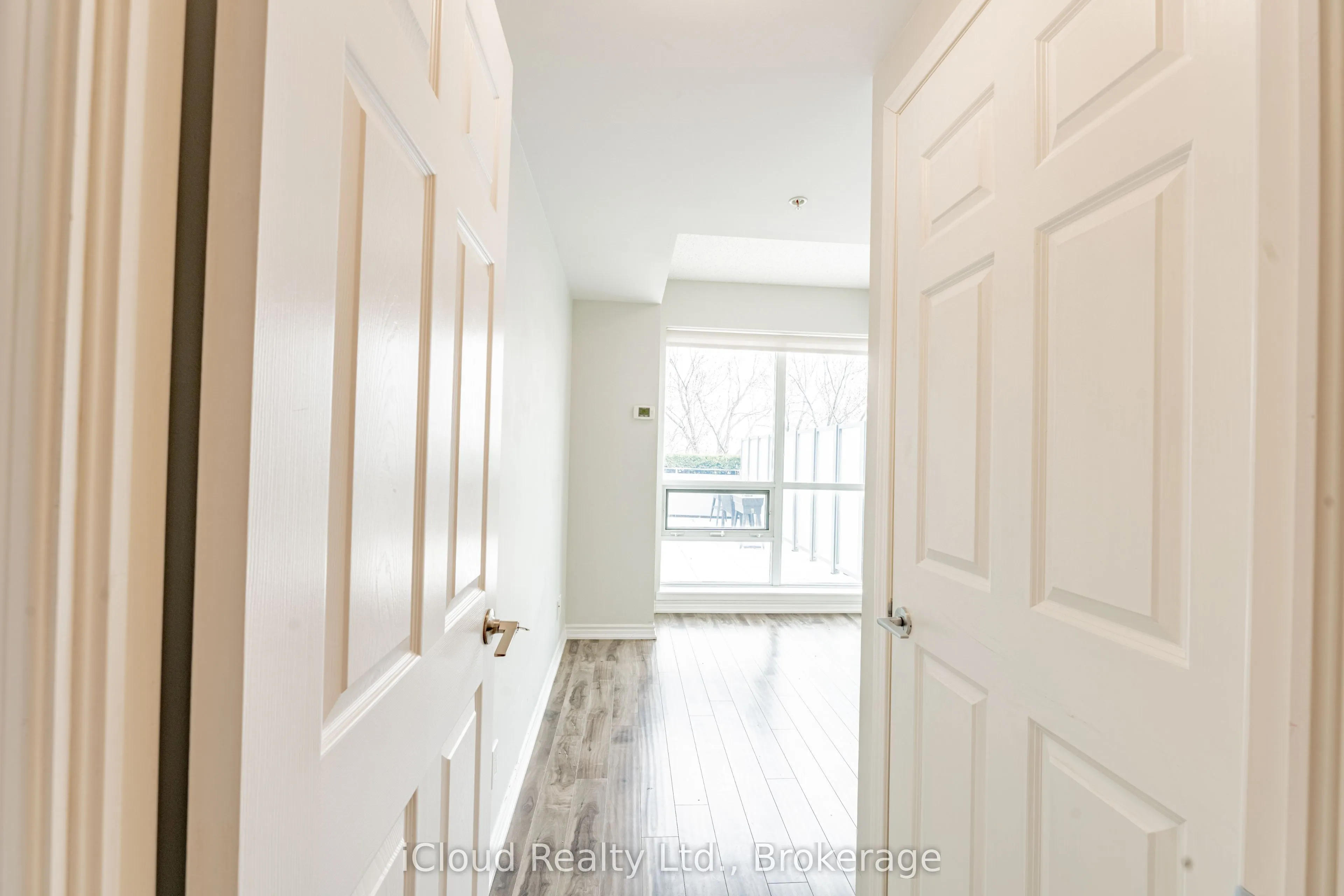 15 James Finlay Way, #625