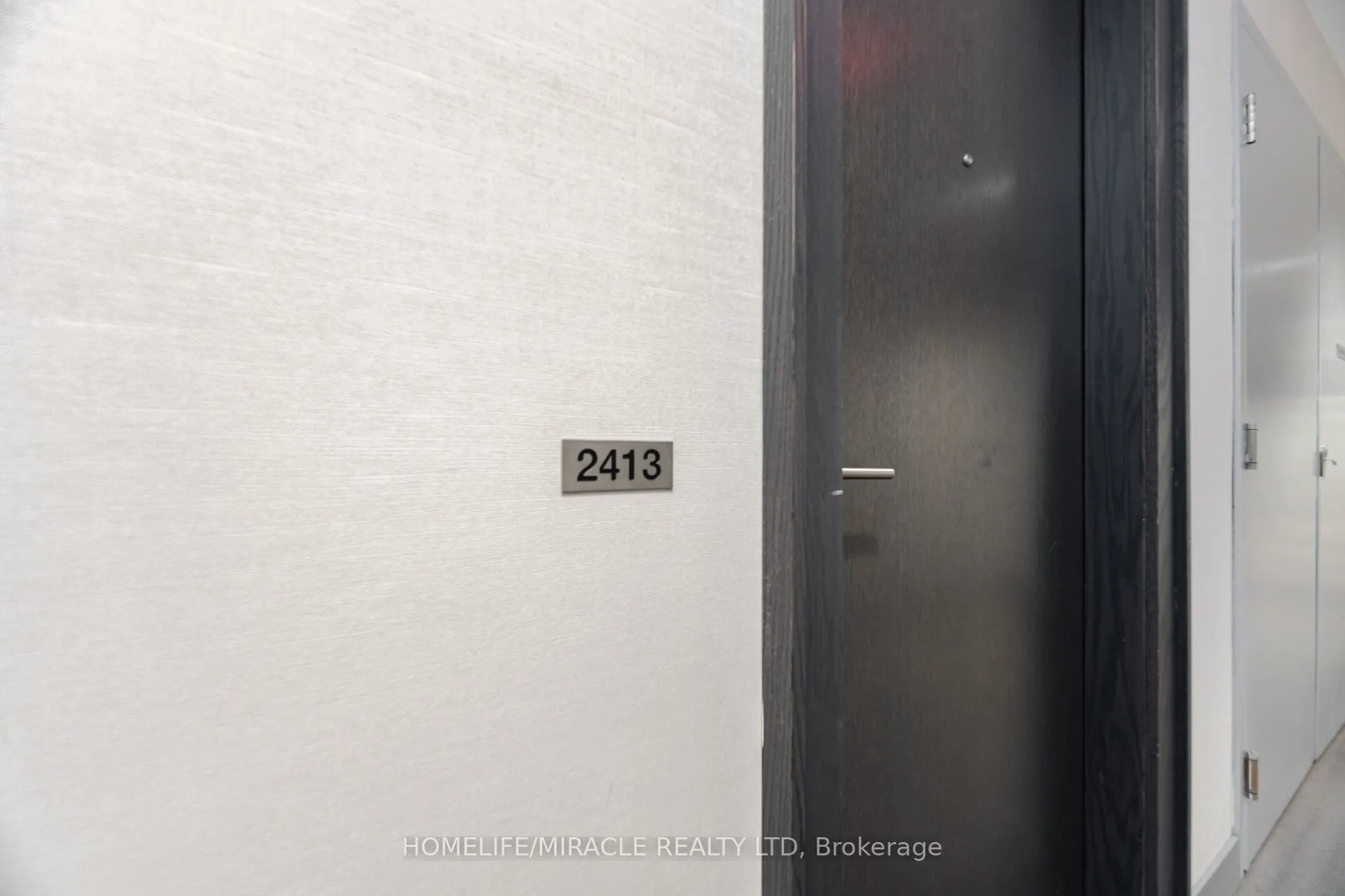 105 The Queensway Avenue, #2413
