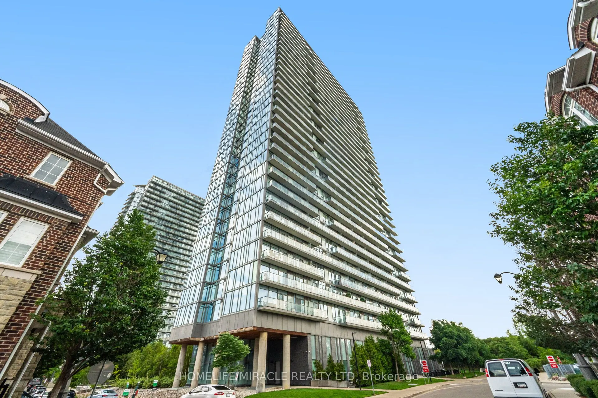 105 The Queensway Avenue, #2413