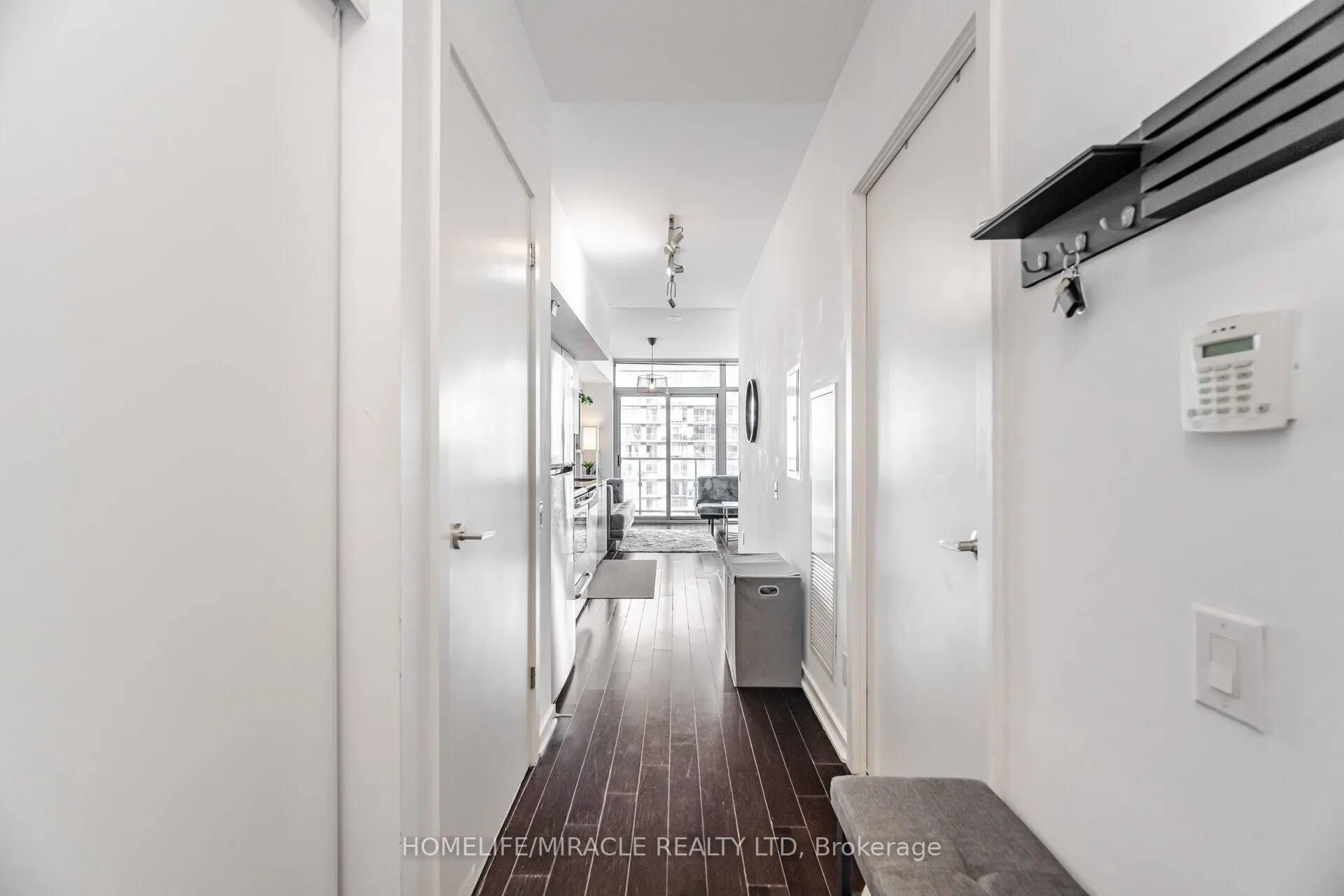 105 The Queensway Avenue, #2413