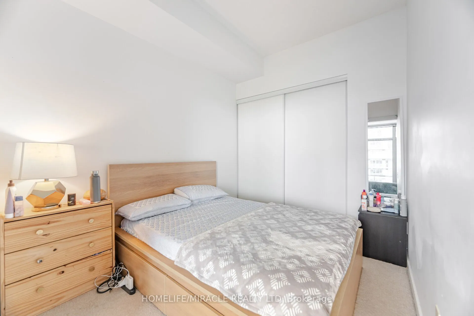 105 The Queensway Avenue, #2413