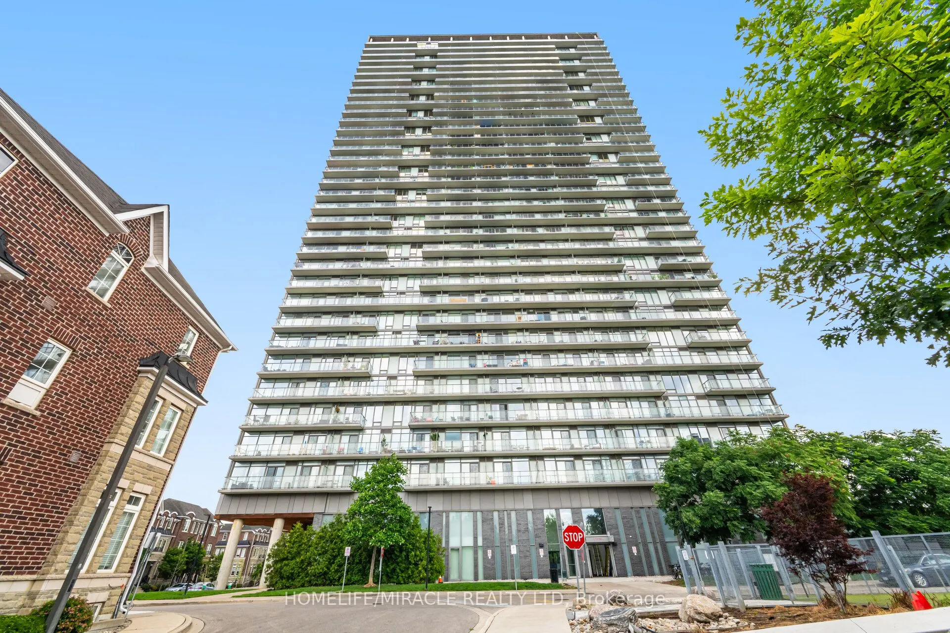 105 The Queensway Avenue, #2413