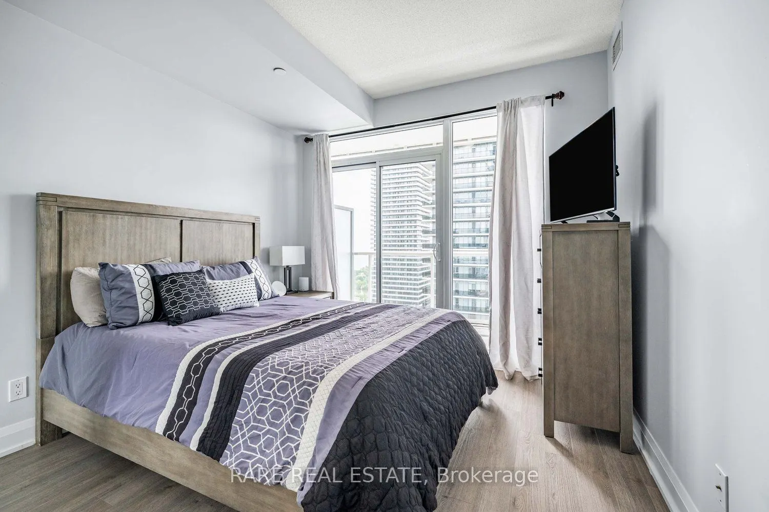 56 Annie Craig Drive, #2404