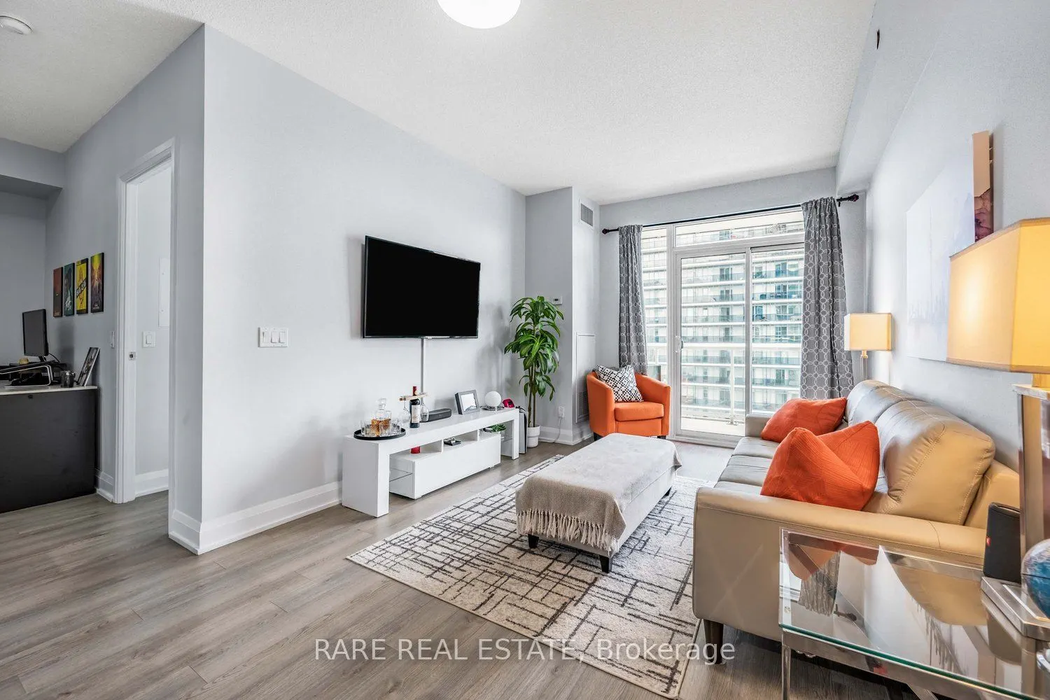 56 Annie Craig Drive, #2404