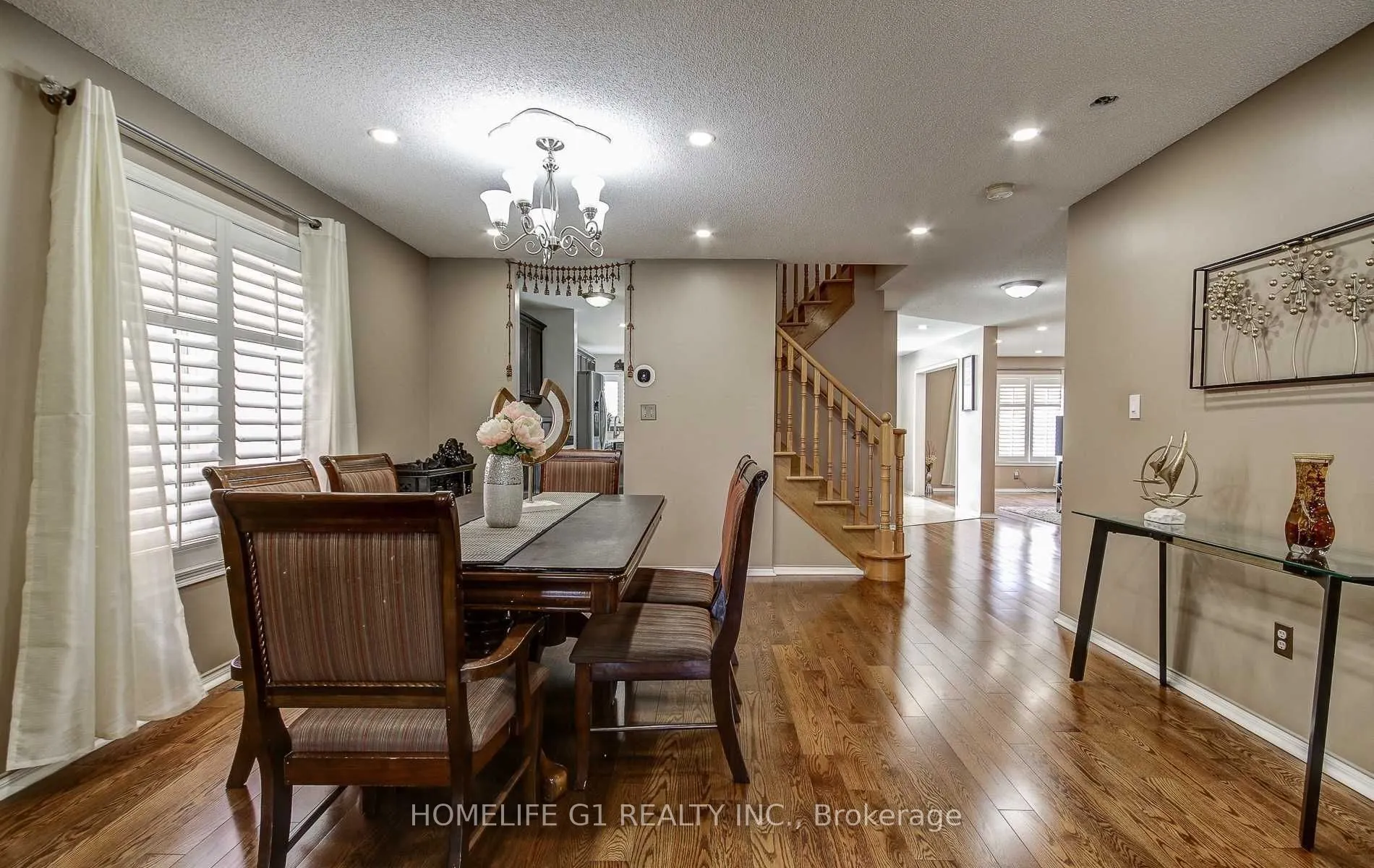 5 Beachpoint Boulevard