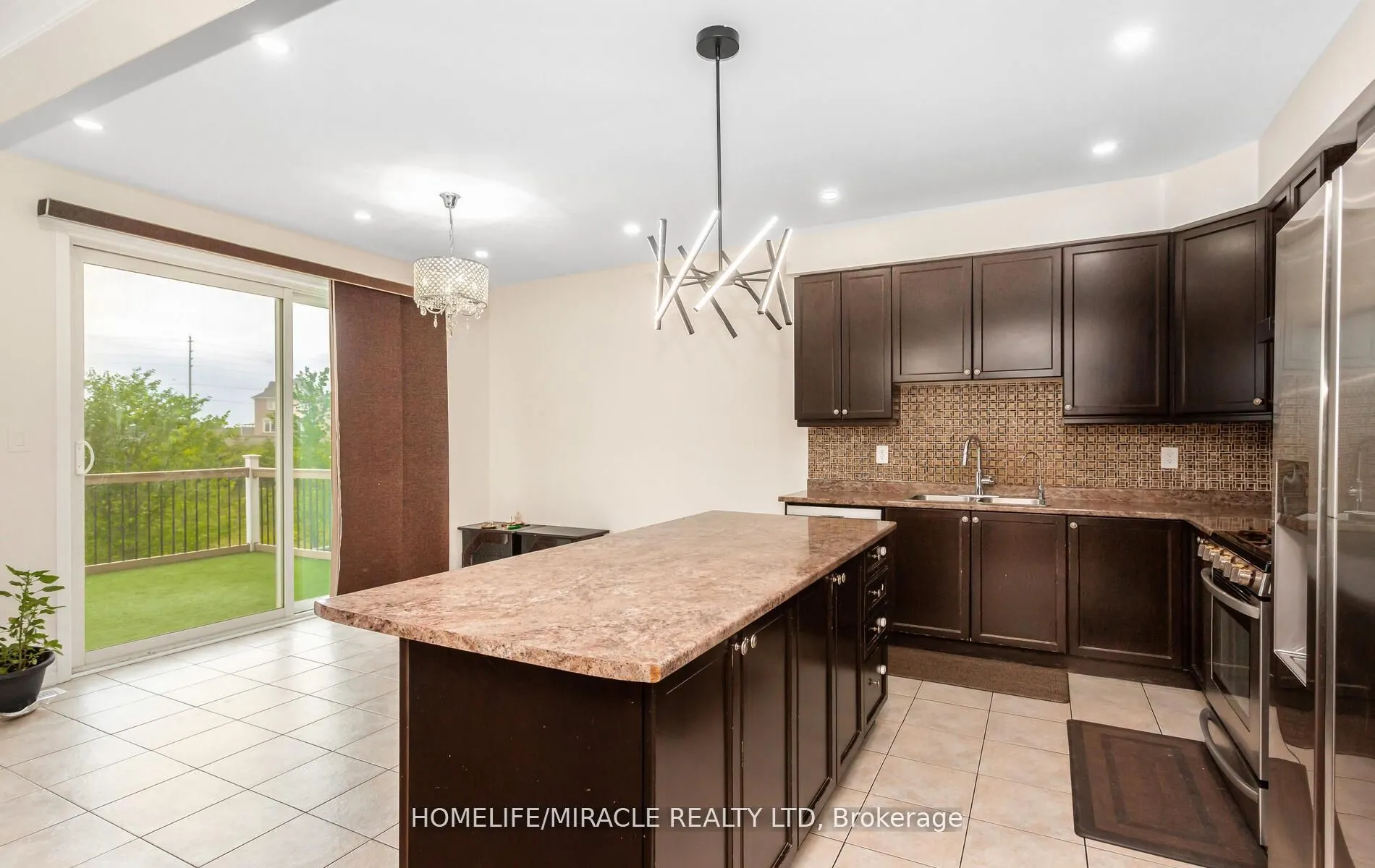 20 Aldersgate Drive