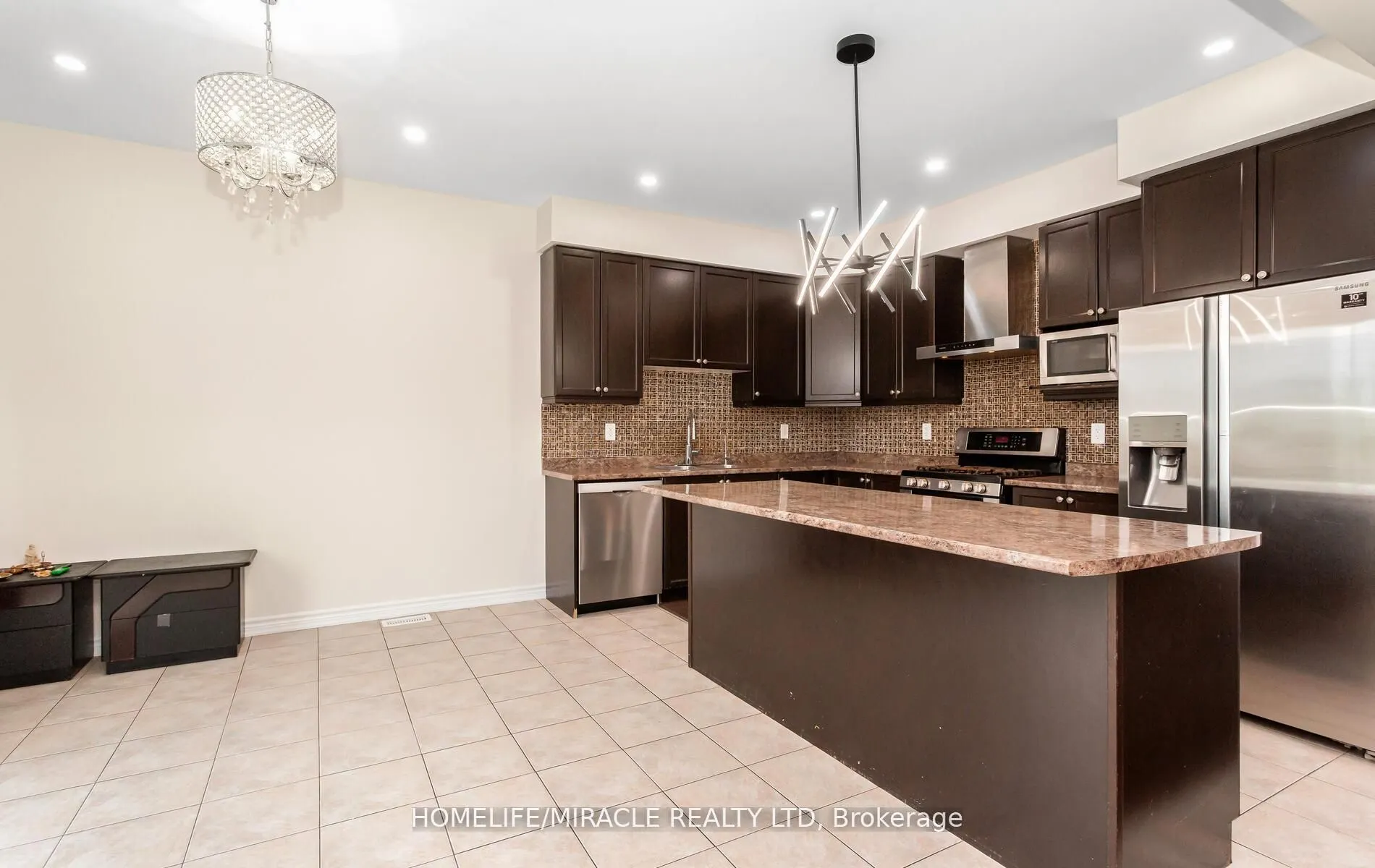 20 Aldersgate Drive