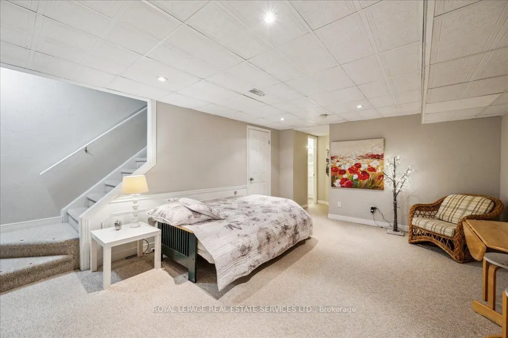 1275 Maple Crossing Boulevard, #15