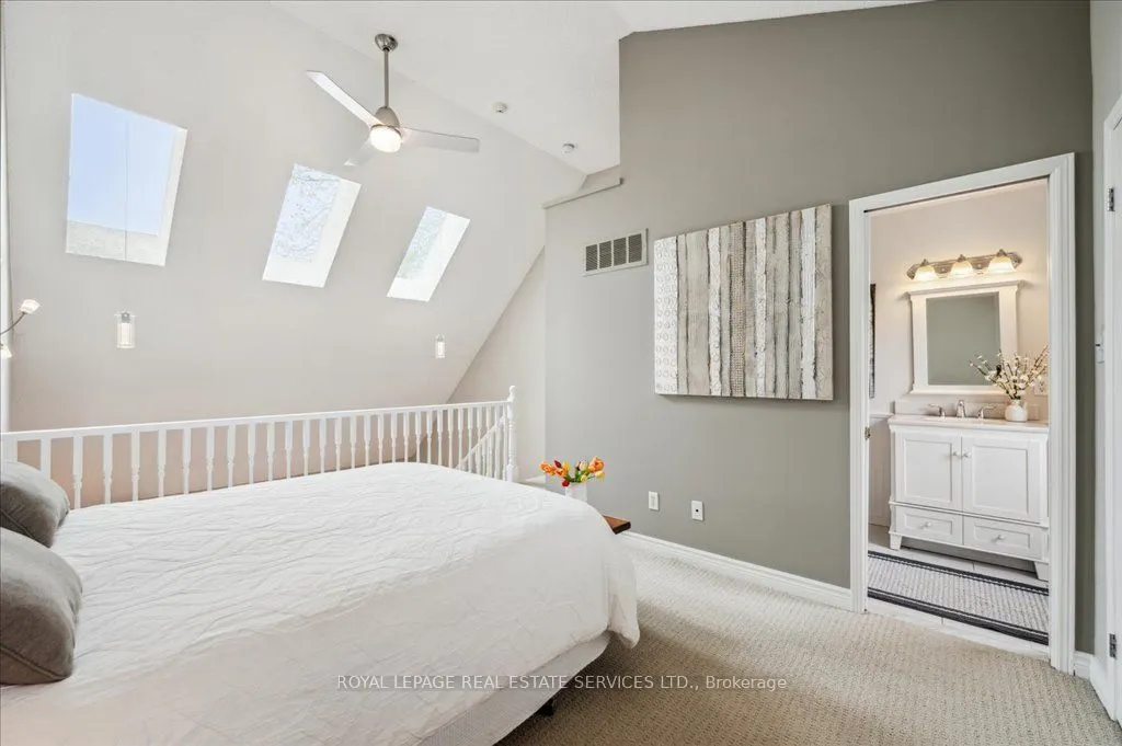 1275 Maple Crossing Boulevard, #15