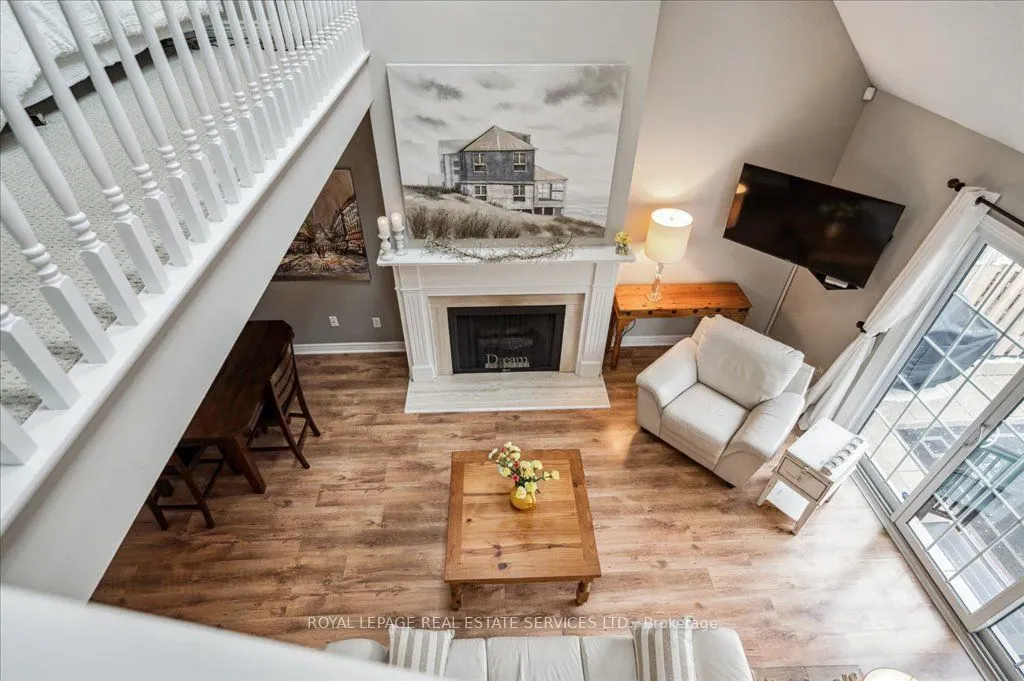 1275 Maple Crossing Boulevard, #15
