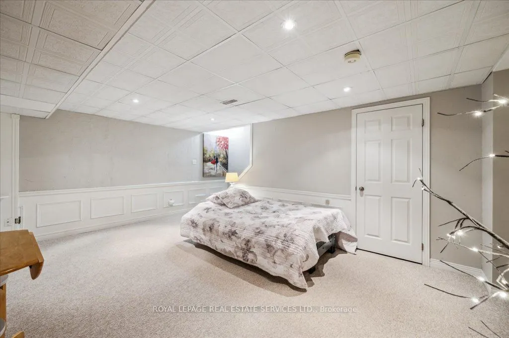 1275 Maple Crossing Boulevard, #15