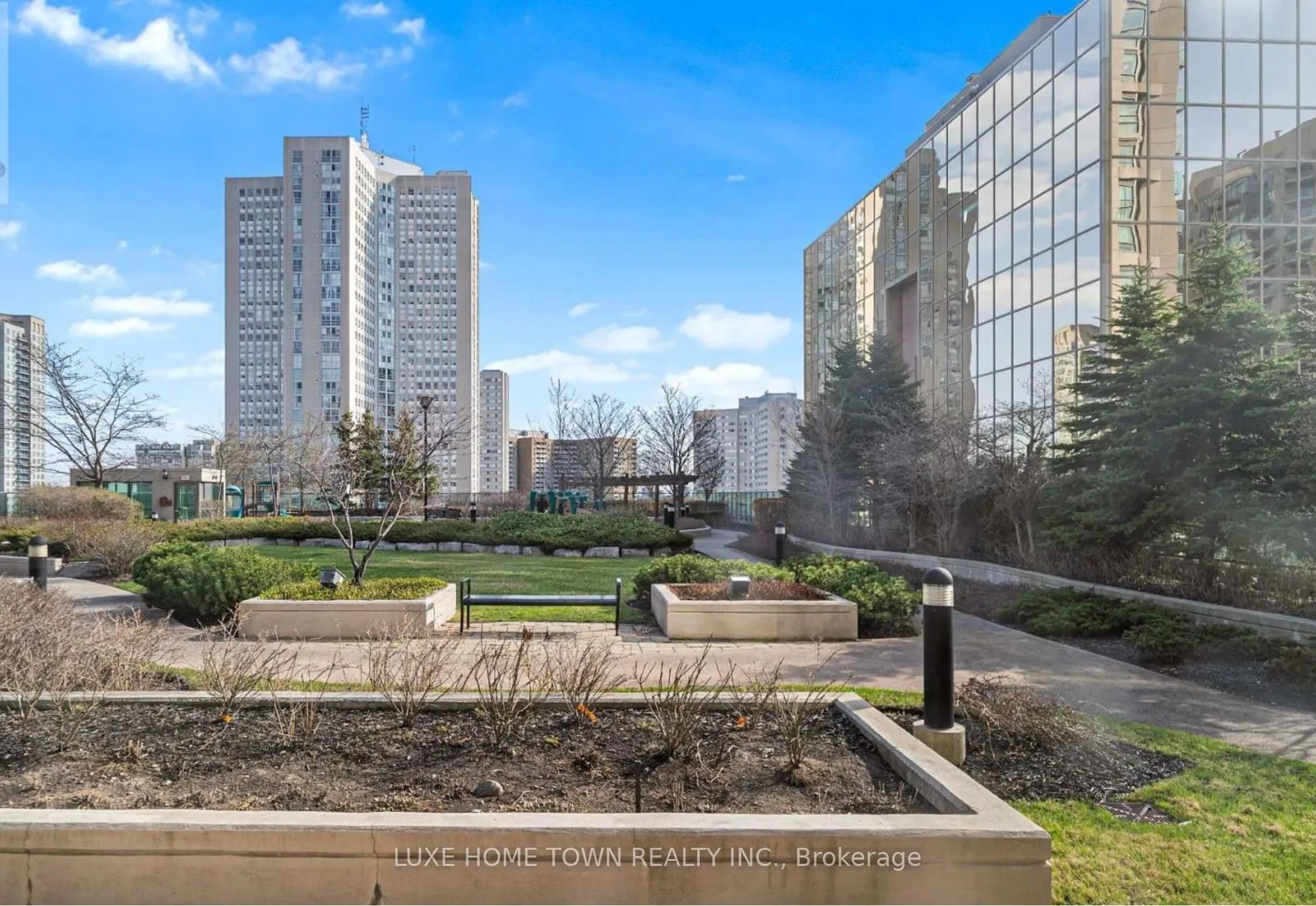 208 Enfield Place, #2108