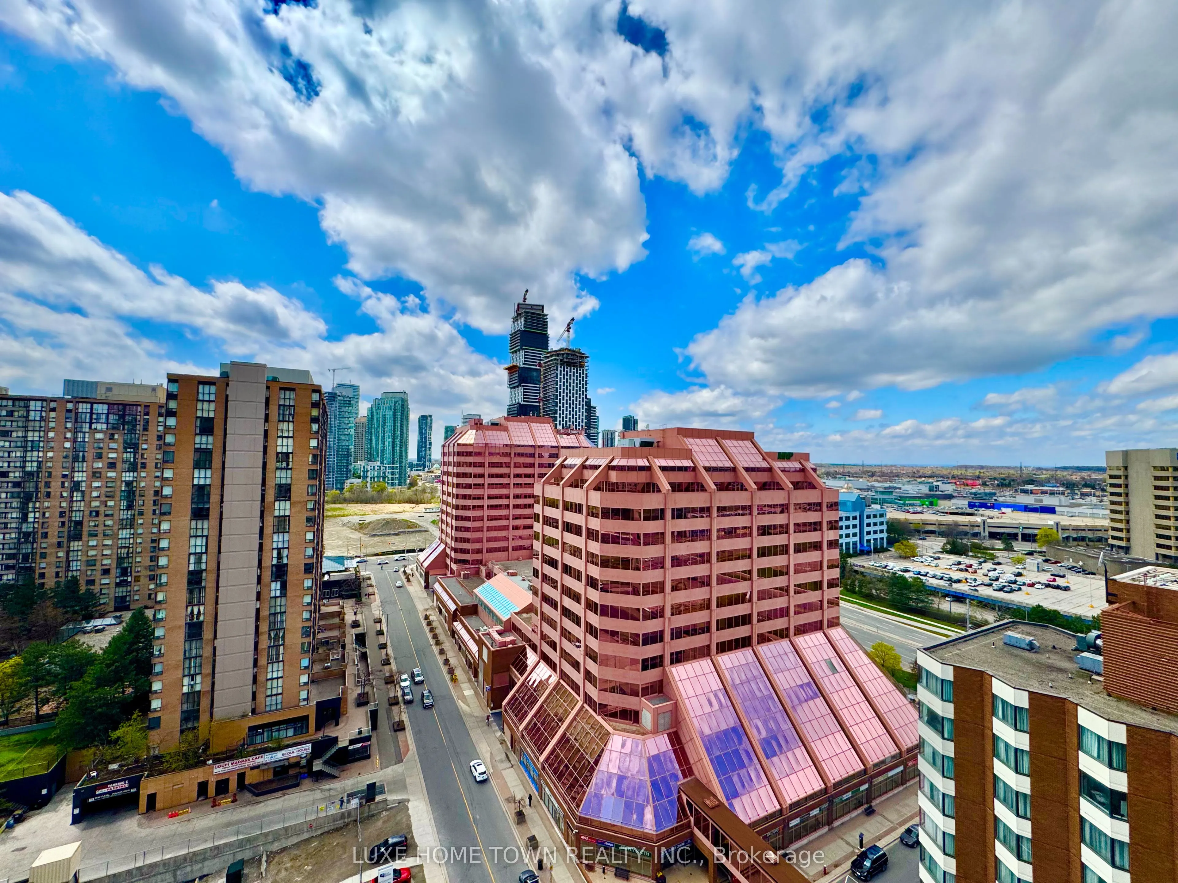 208 Enfield Place, #2108