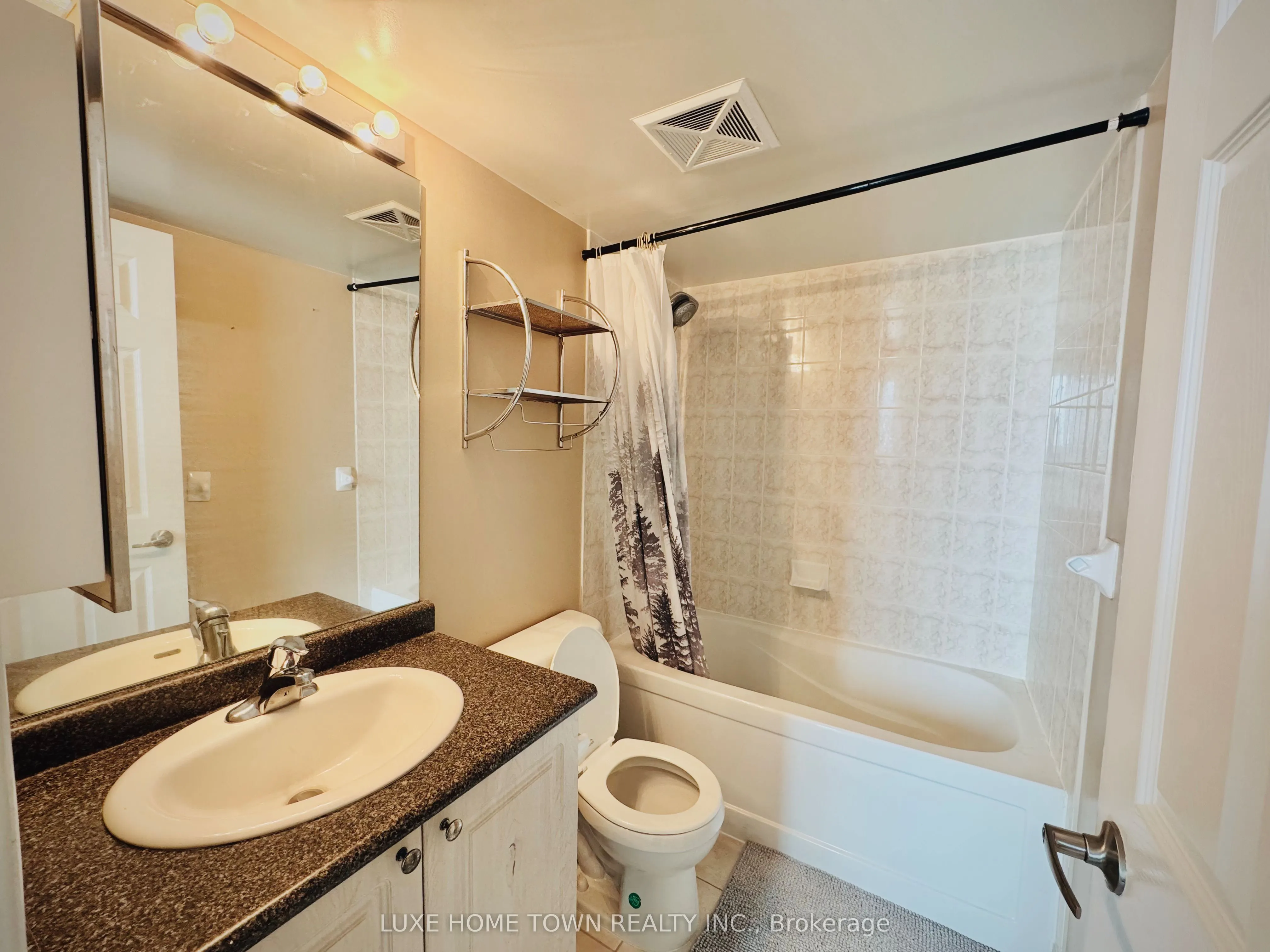 208 Enfield Place, #2108