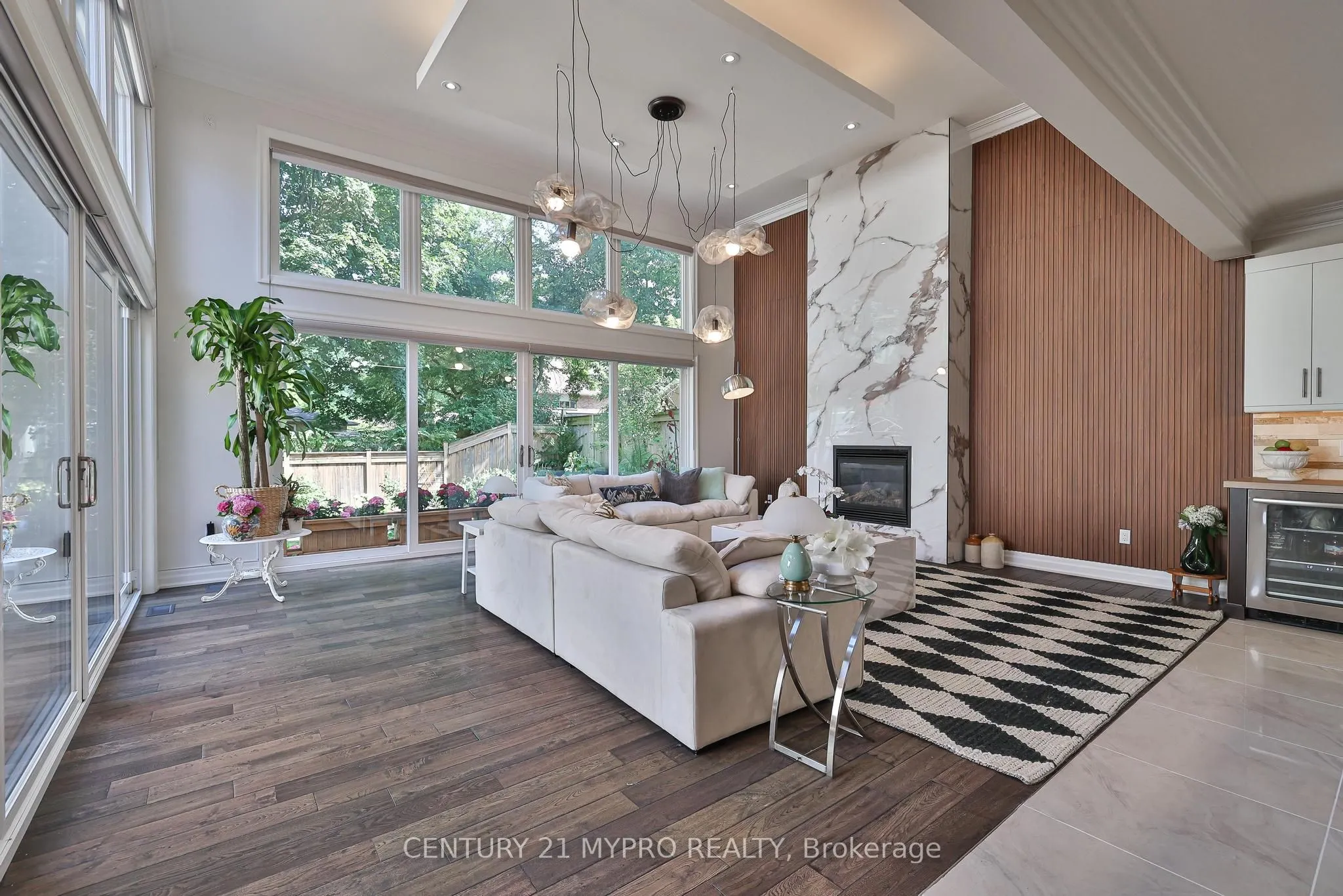 1508 Oakhill Drive
