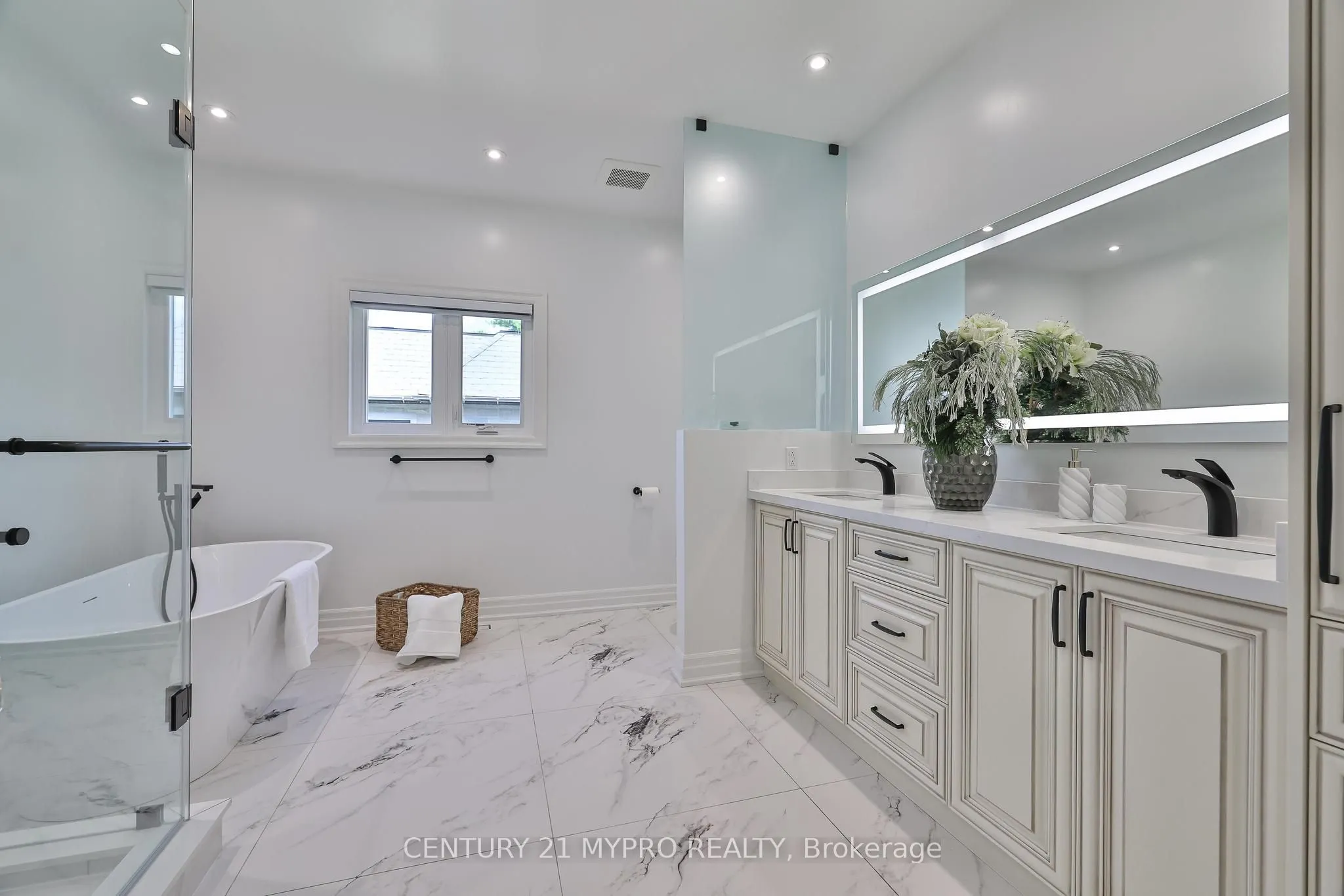 1508 Oakhill Drive