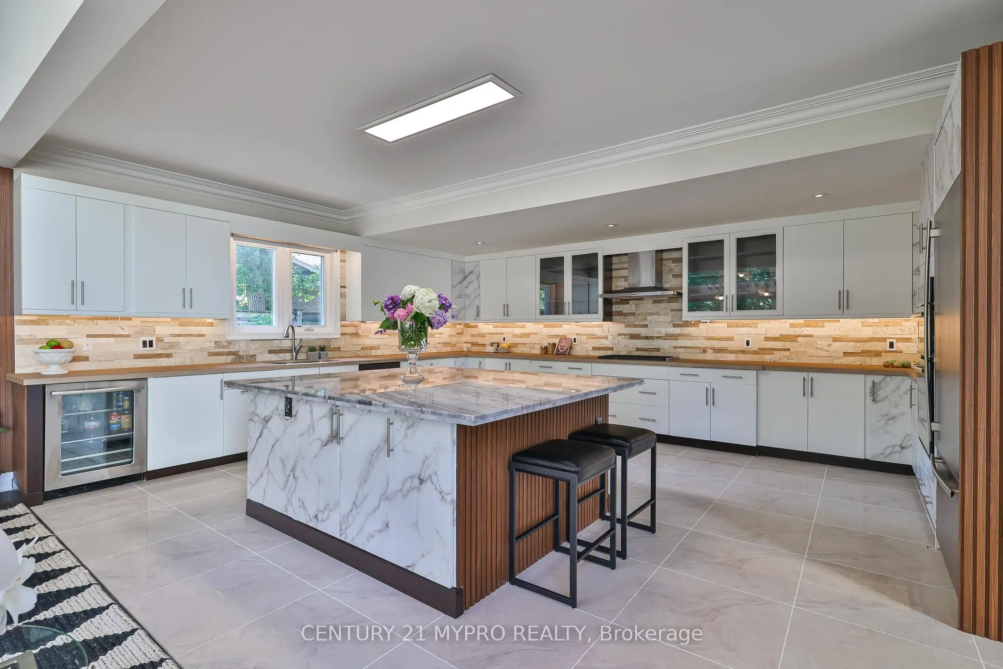 1508 Oakhill Drive