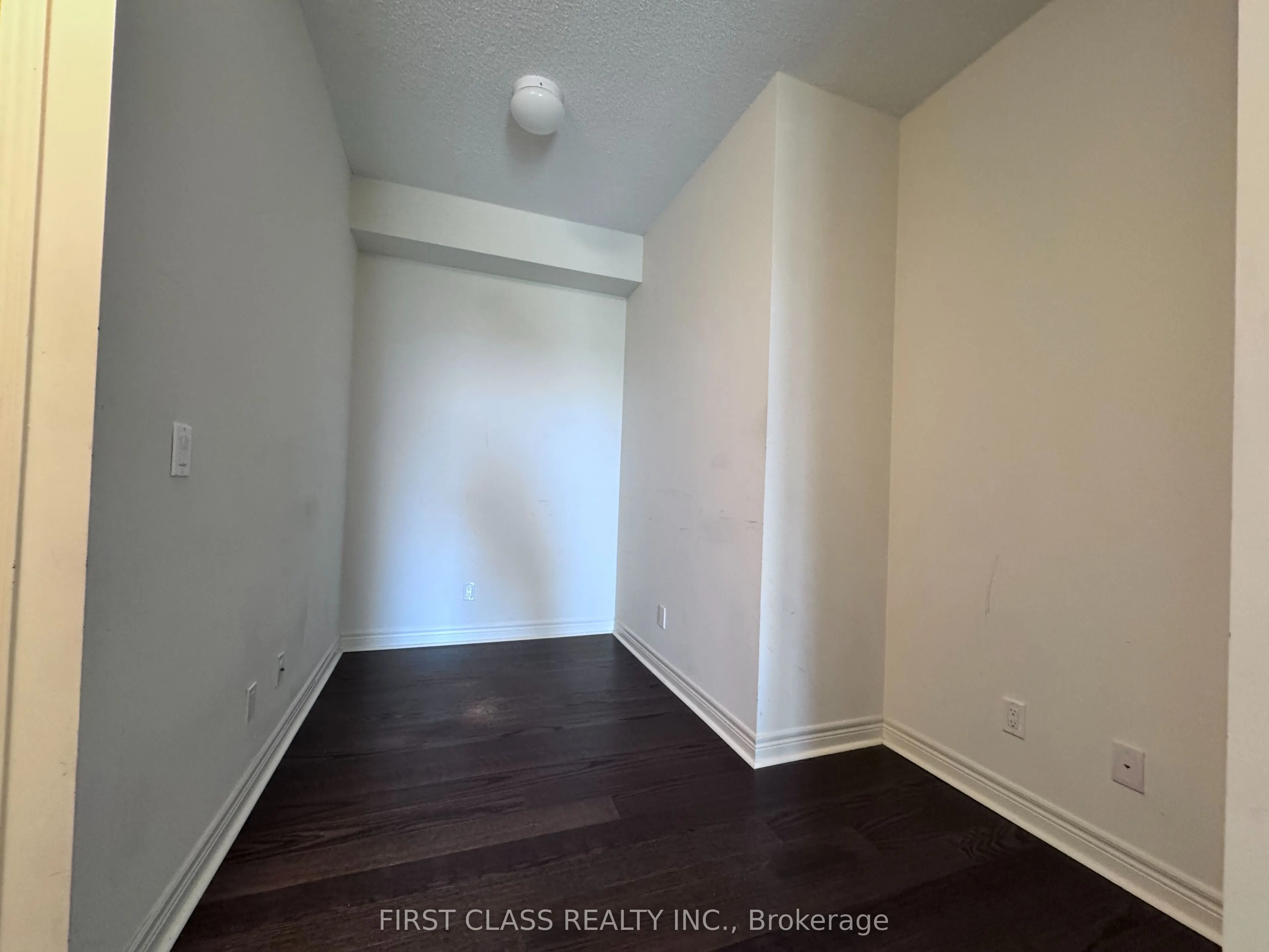 339 Rathburn Road W, #1615