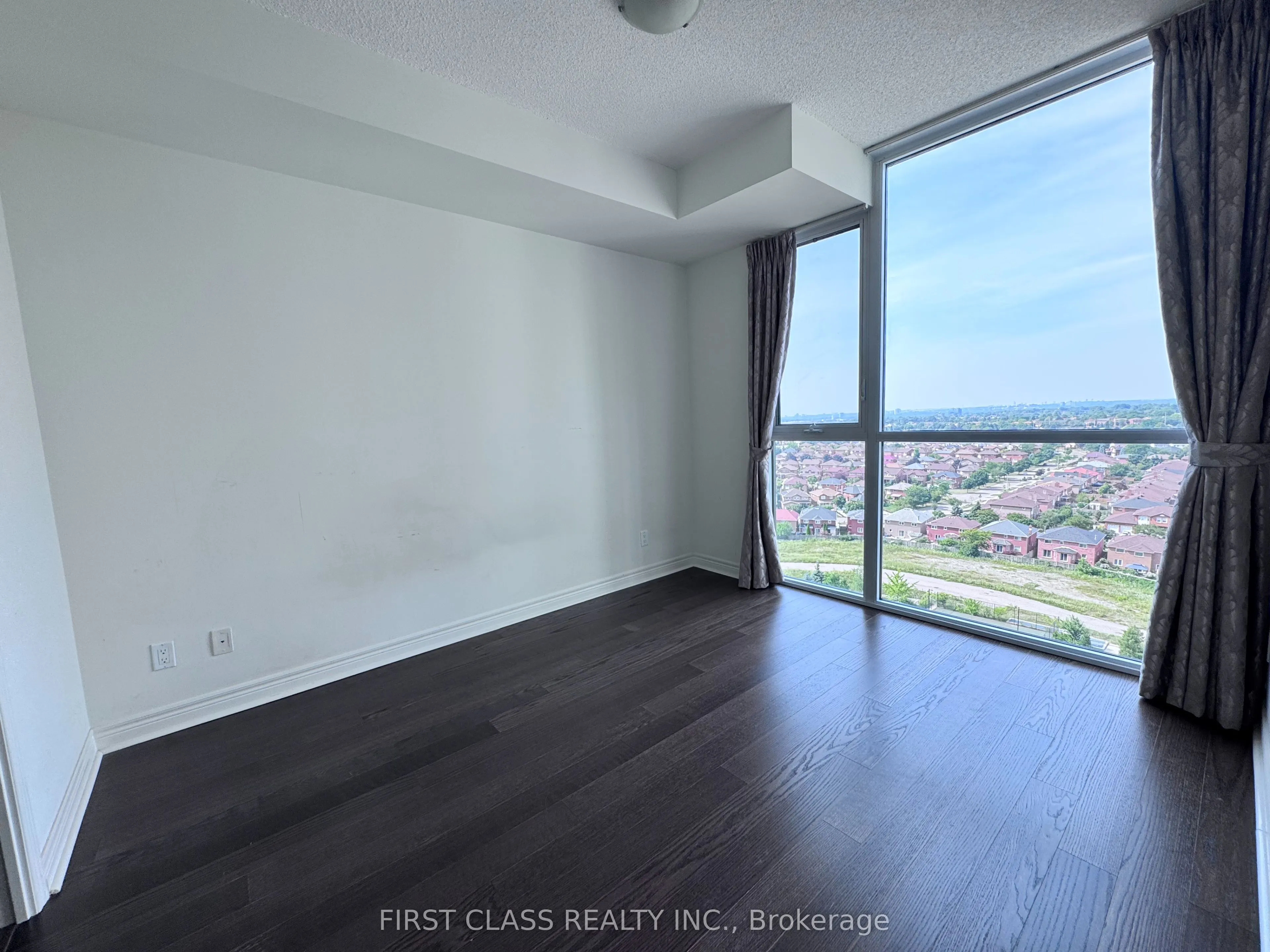 339 Rathburn Road W, #1615