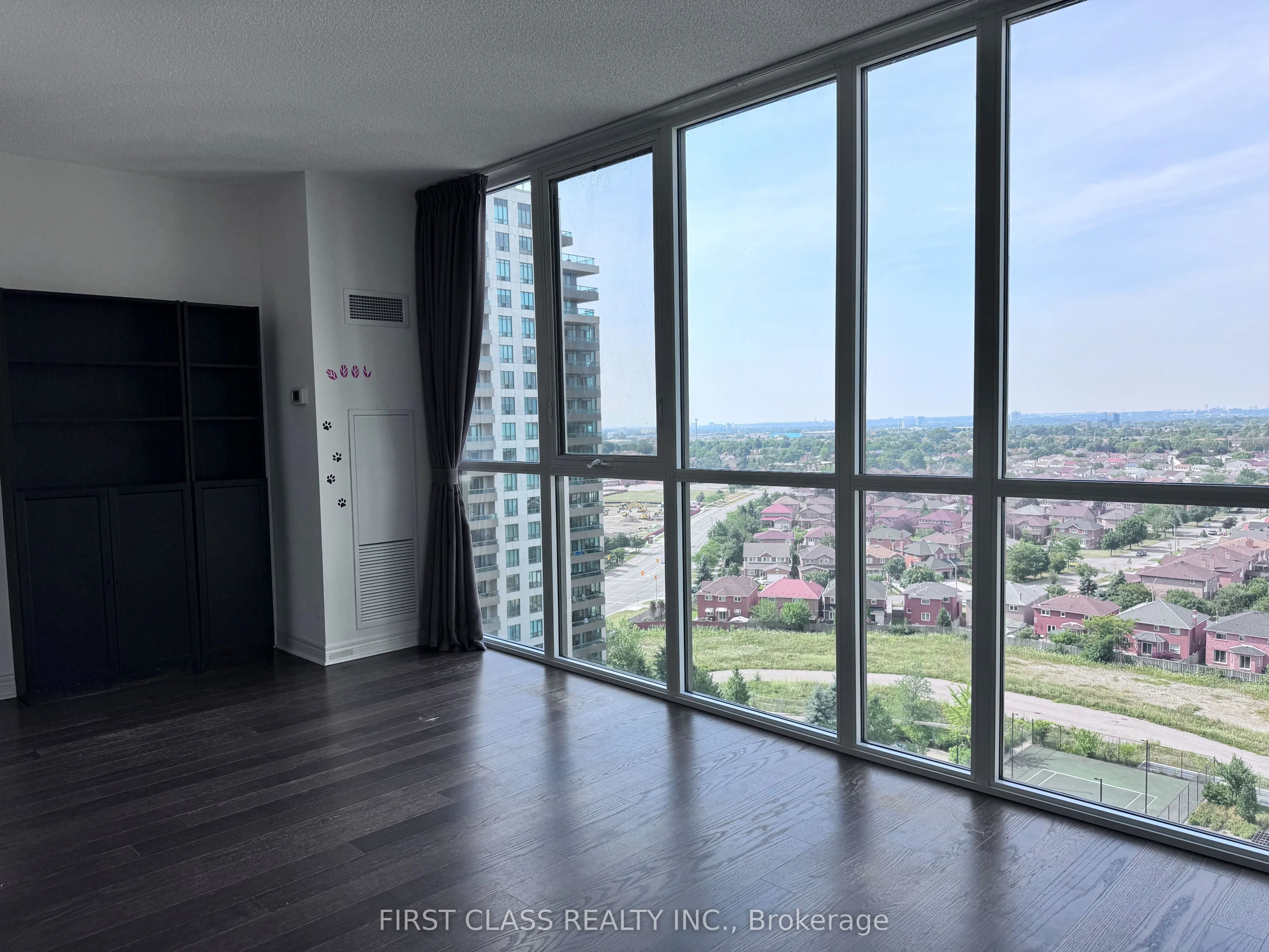 339 Rathburn Road W, #1615