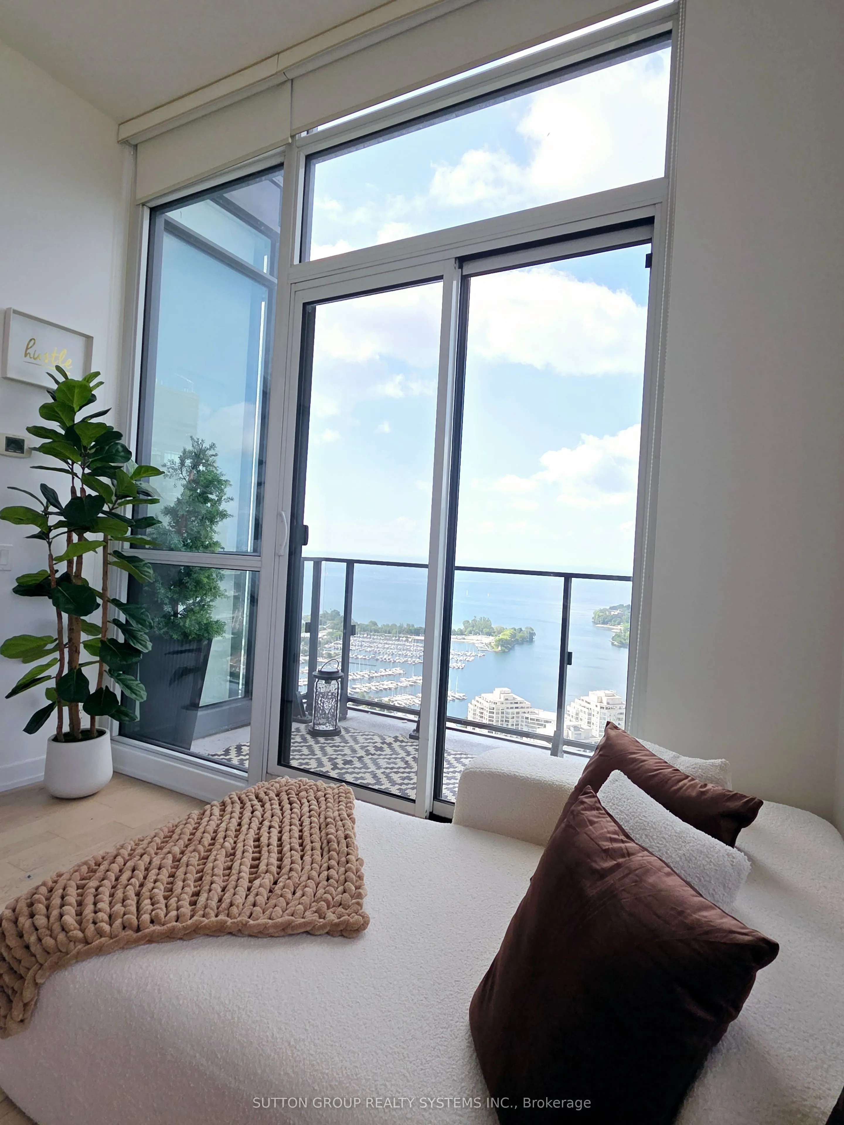 2200 Lake Shore Boulevard W, #PH4