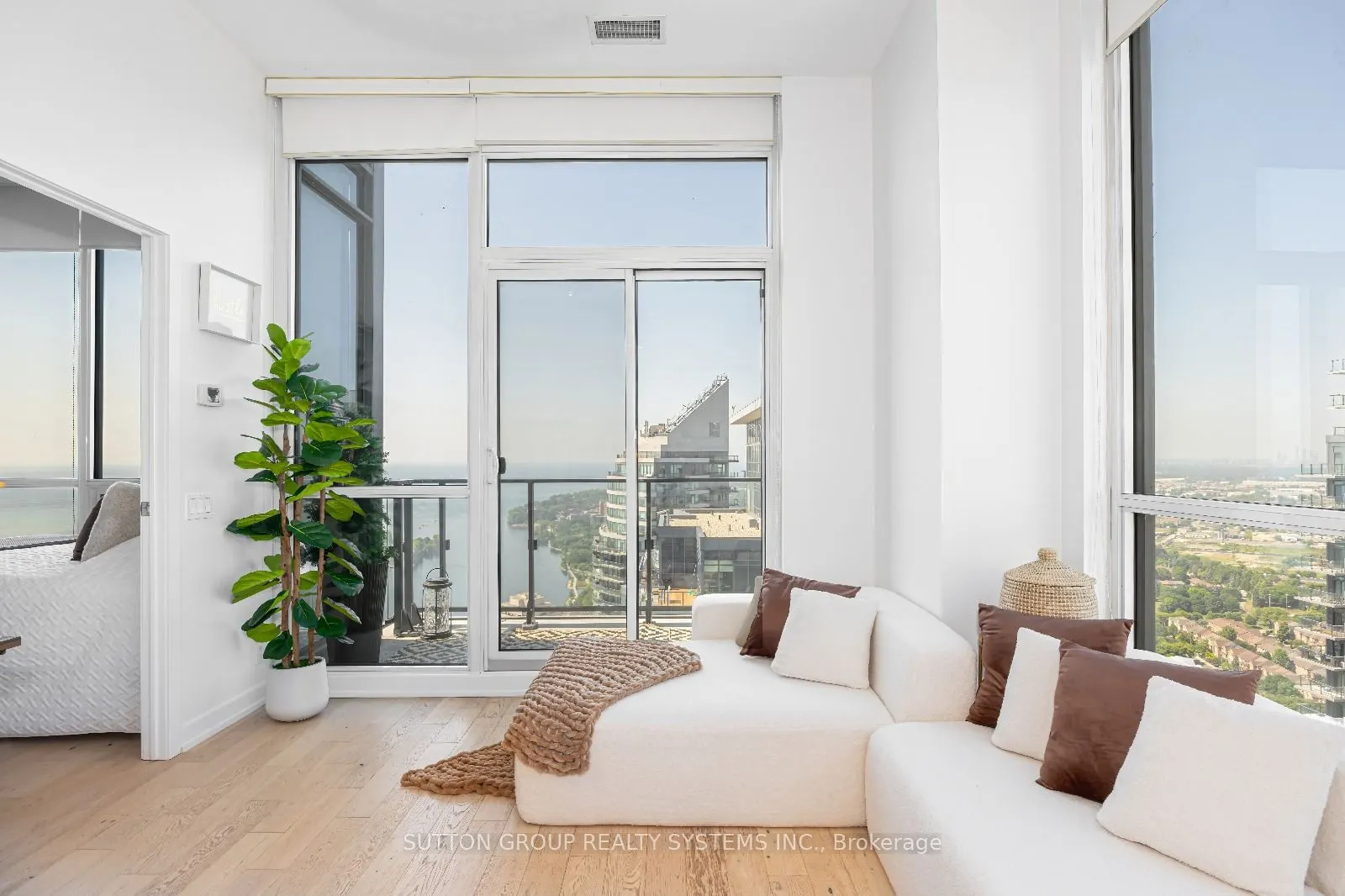 2200 Lake Shore Boulevard W, #PH4