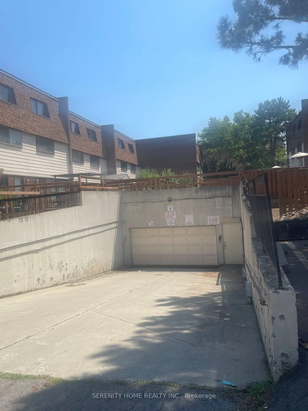 180 Mississauga Valley Boulevard, #181