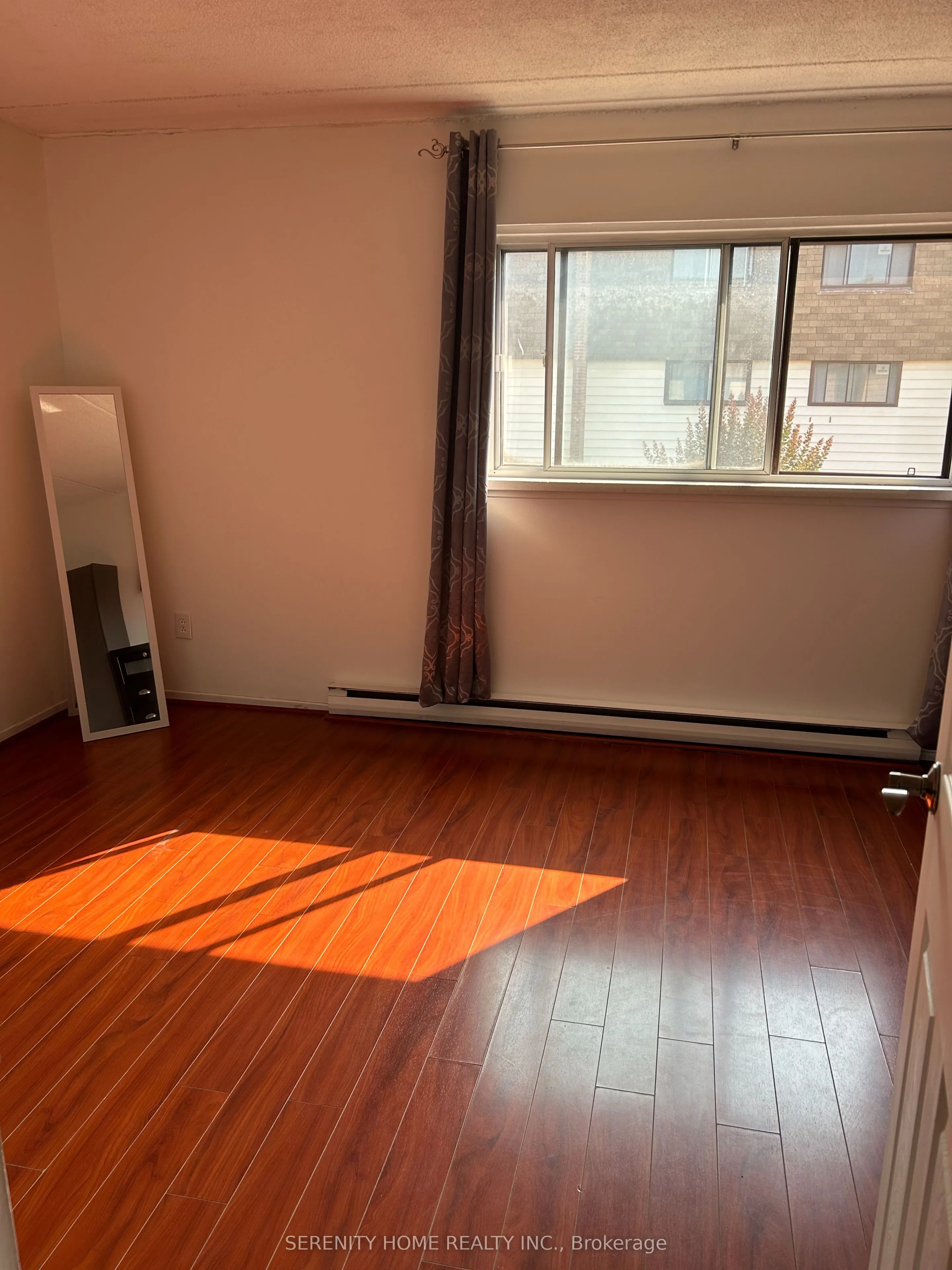 180 Mississauga Valley Boulevard, #181