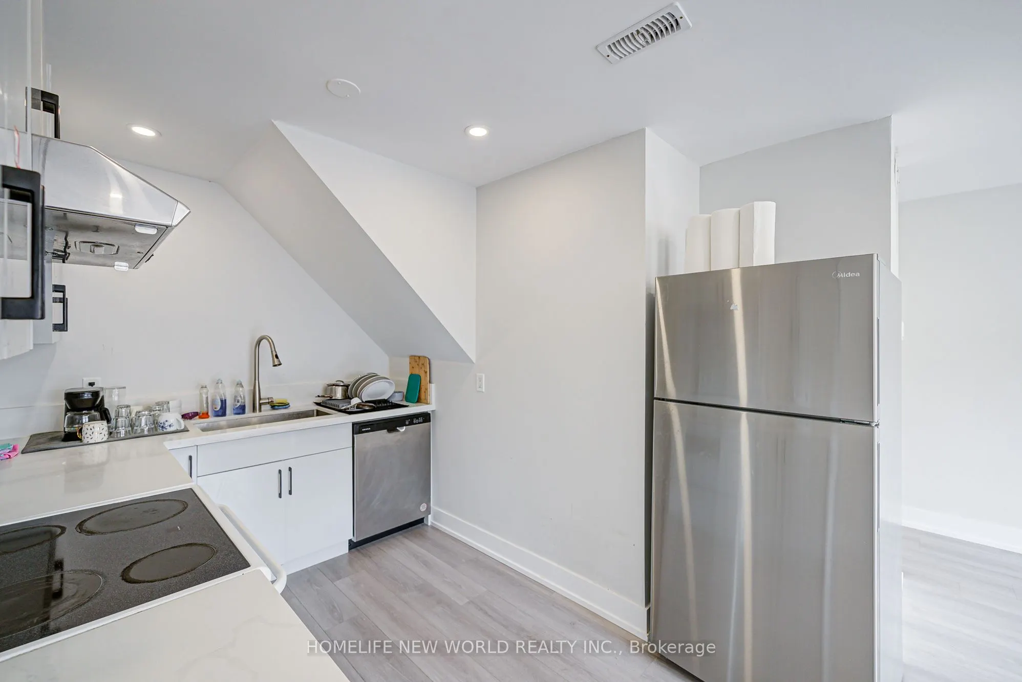 133 Jefferson Avenue, #B